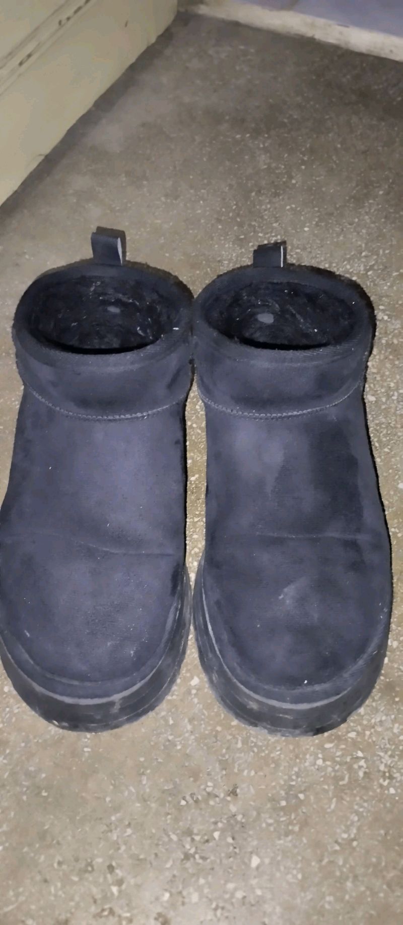 Ugg BOT (Acil ihtiyaçtan satmalyım)