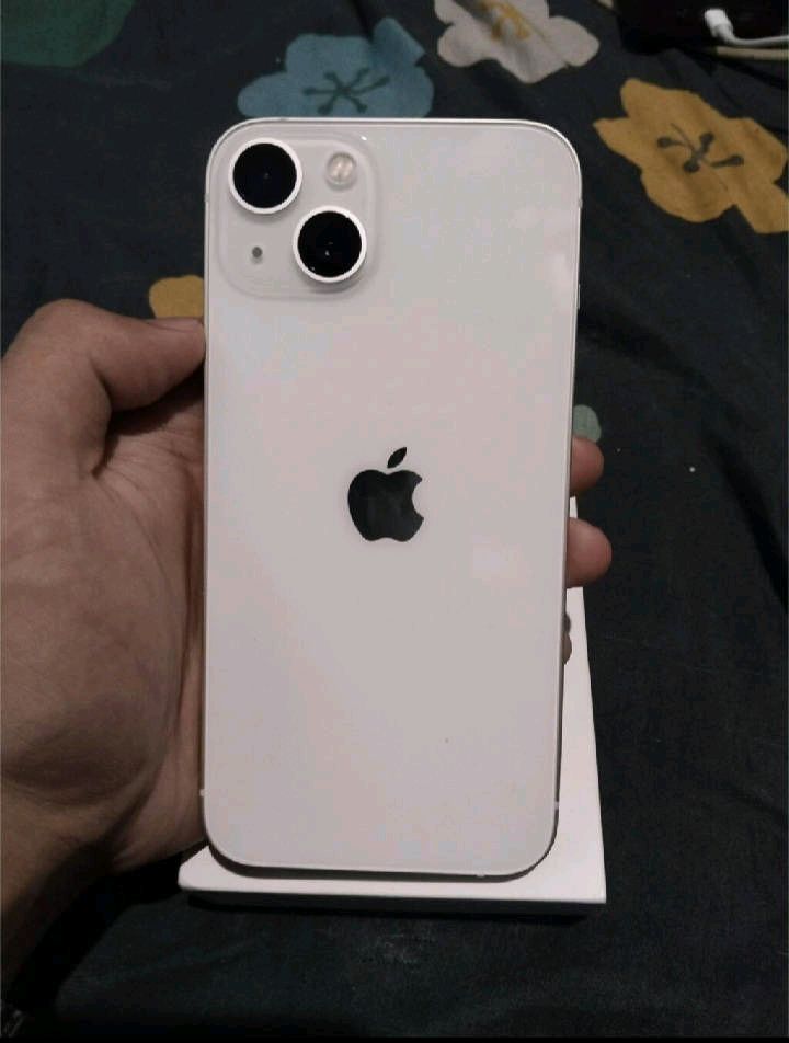 İPhone 13 Türkiye Cihazı Garantili Faturalı 128 GB