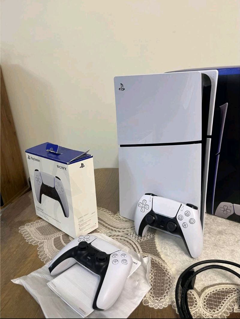 Ps5 slim satılık 2