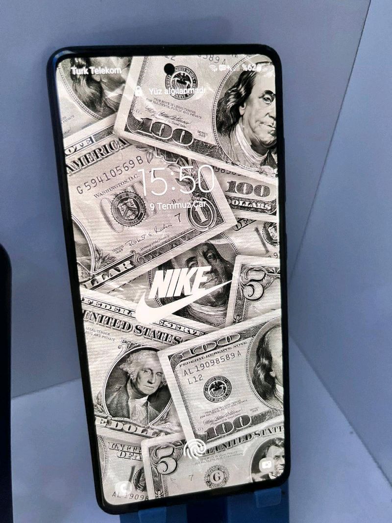 tertemiz hala günceleme alıyor 128 gb 6 ram a51 3