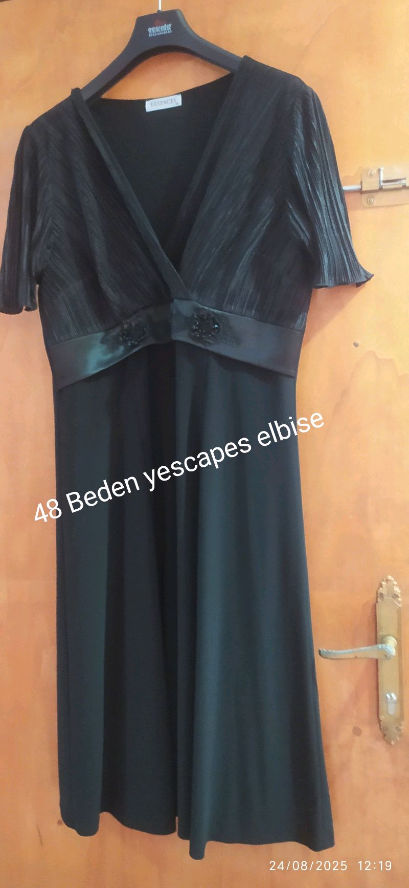 siyah krep kumaş elbise 48 beden