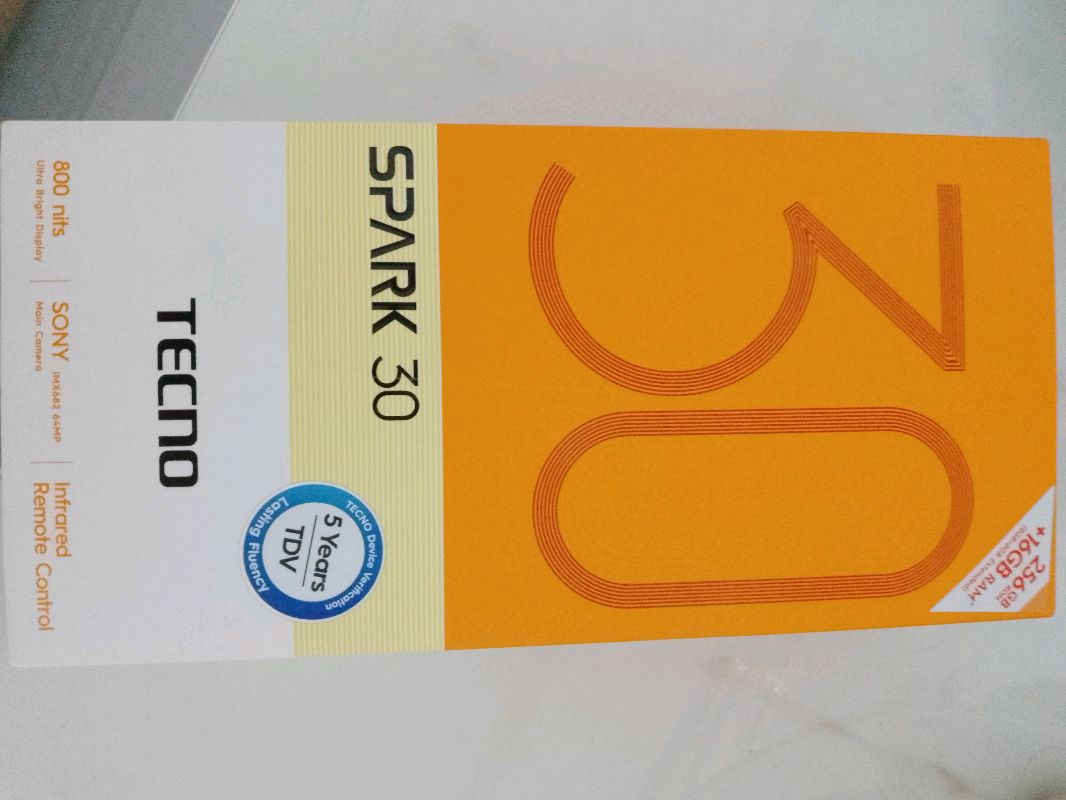 Spark 30 cep telefonu