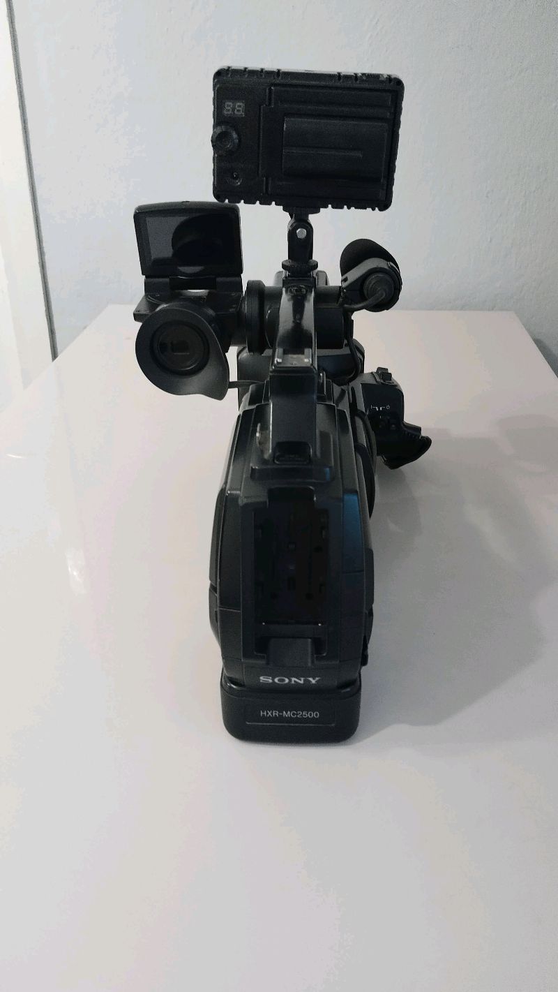 Sony mc2500 3