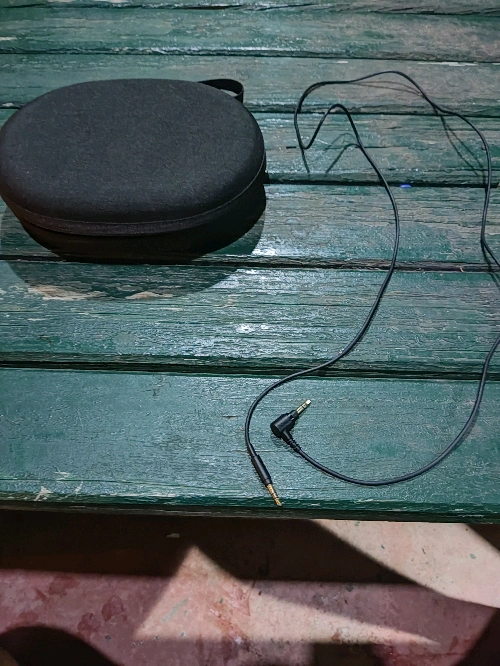 SONY- 1000XM4