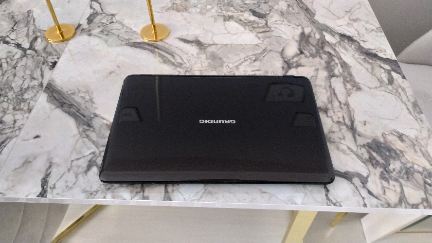 Bilgisayar Laptop Dizüstü