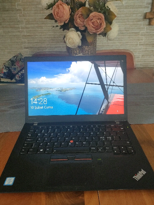 KALİTELİ LAPTOP
