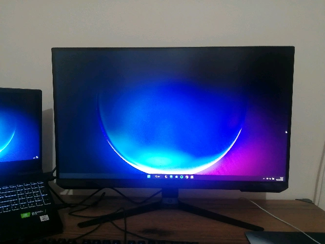 Samsung Odyssey Monitör 