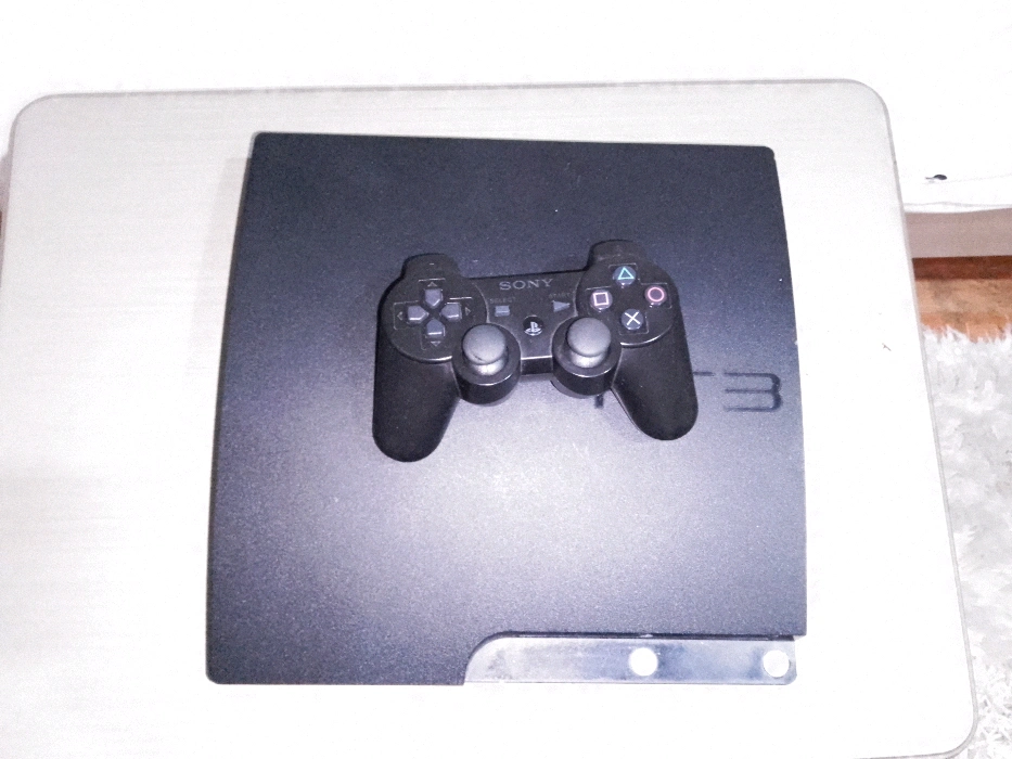 PS 3 Kırık 12 Oyun Var