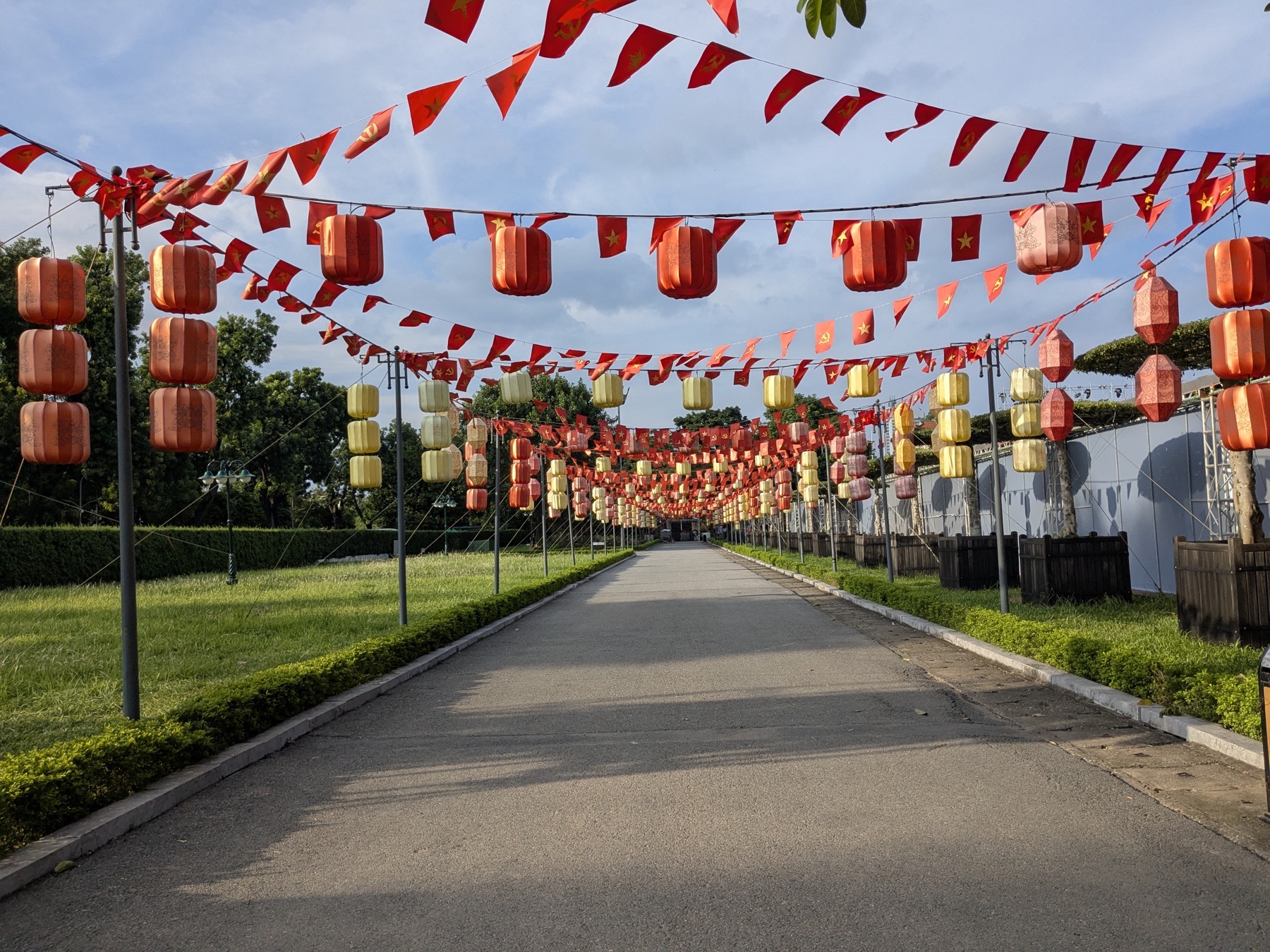 A quiet courtyard inside the Thang Long Citadel