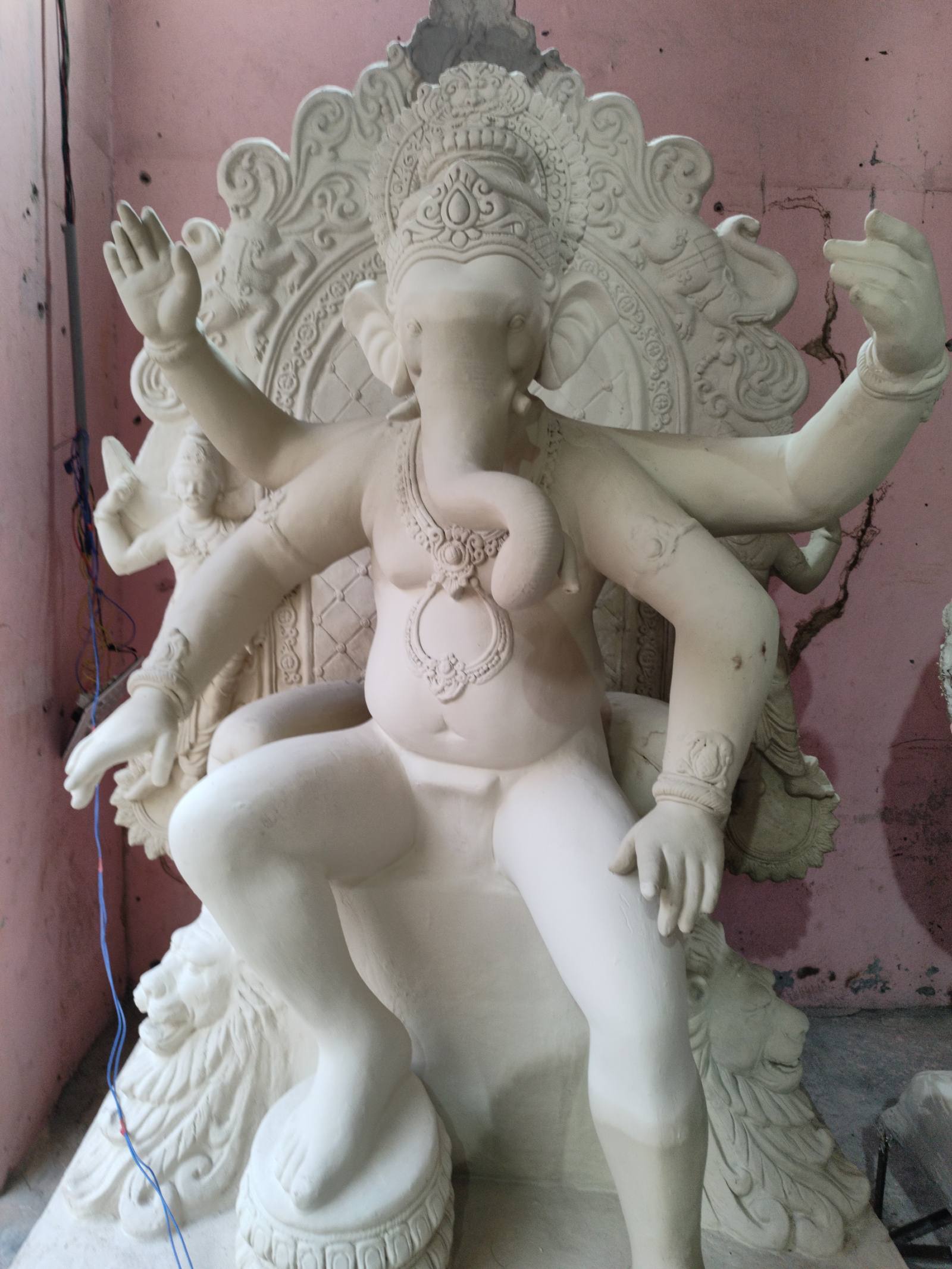 8 ft Ganesh Idol