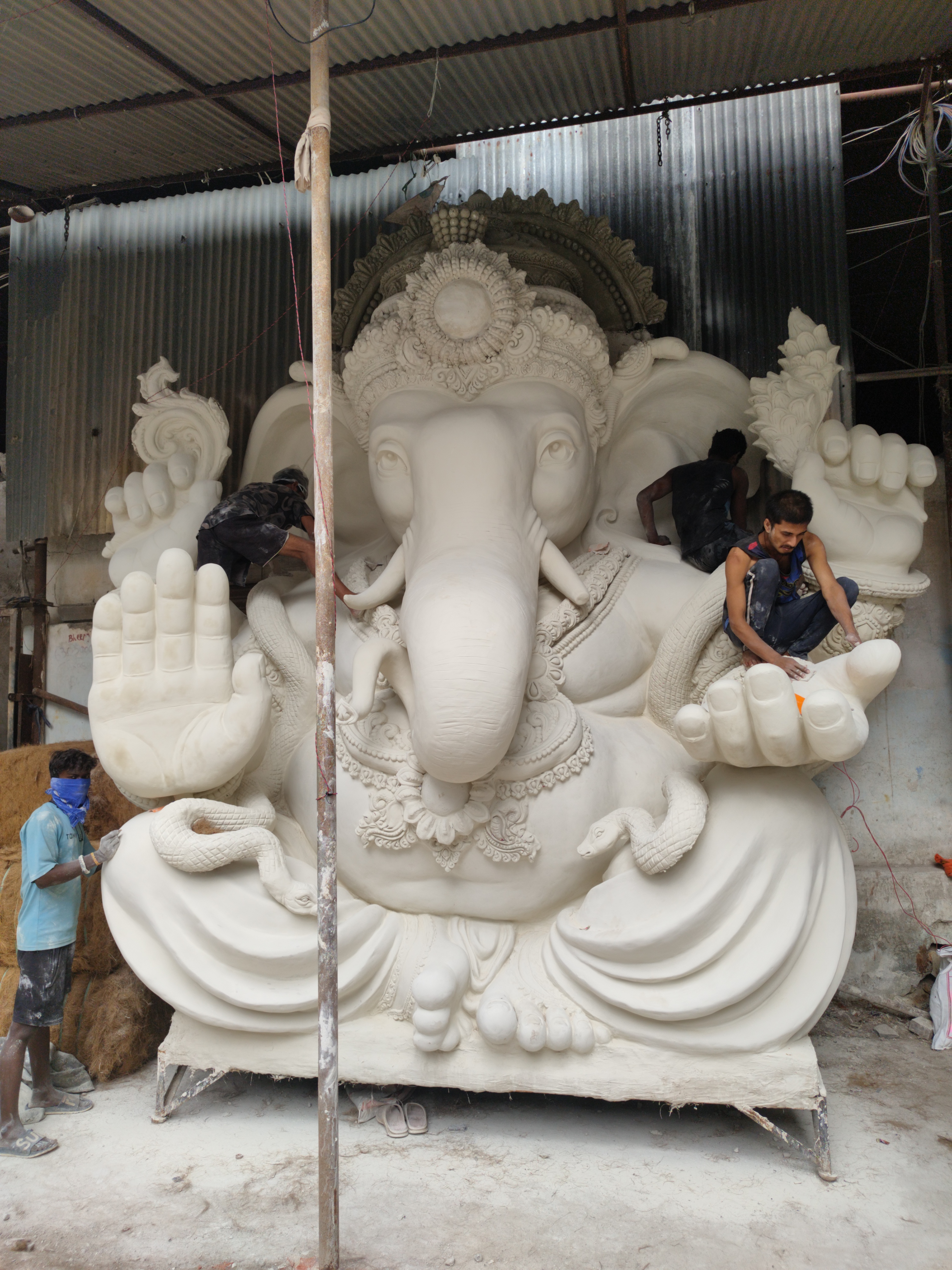 17.5 ft Ganesh Idol