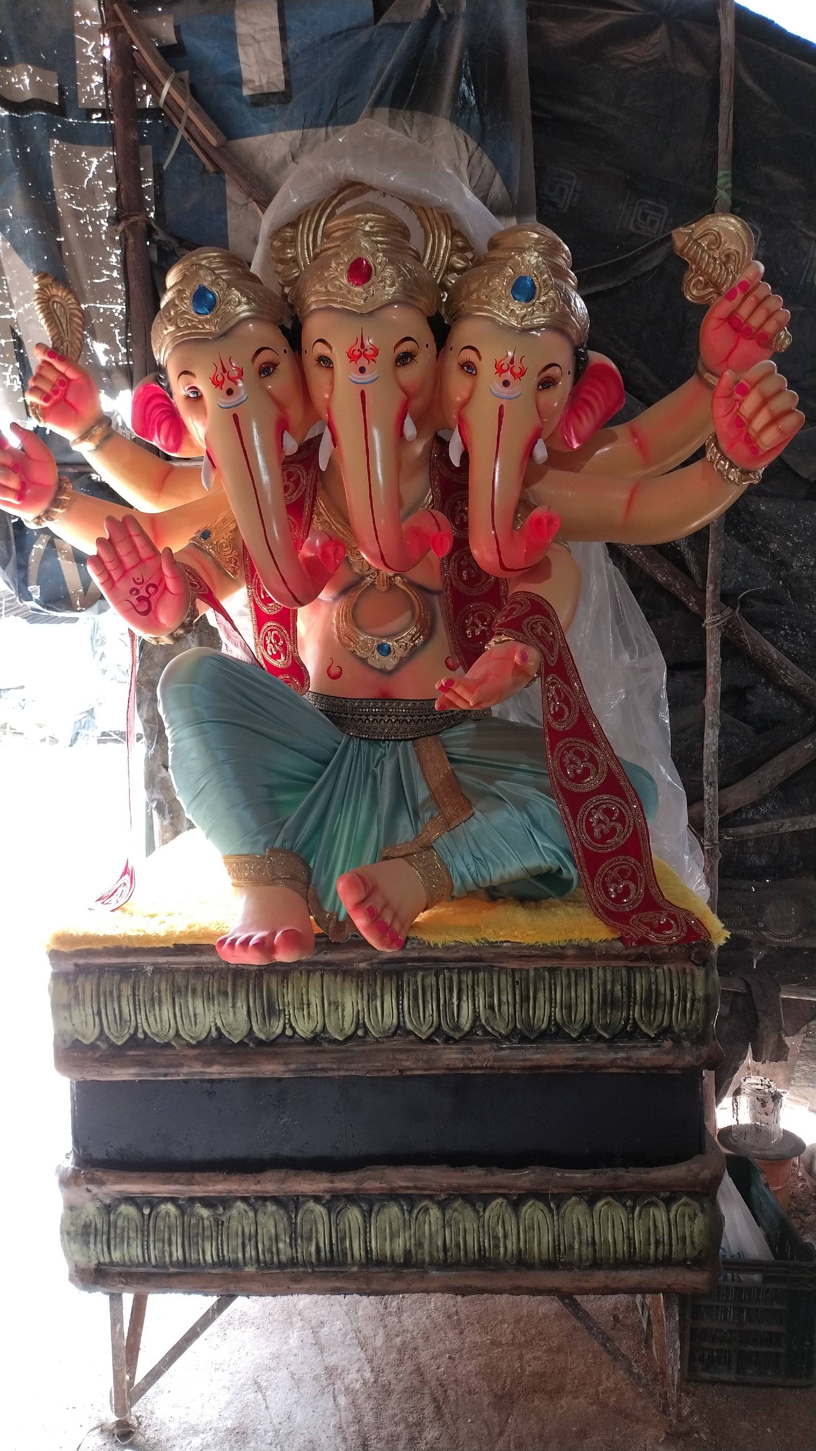 9 ft Ganesh Idol