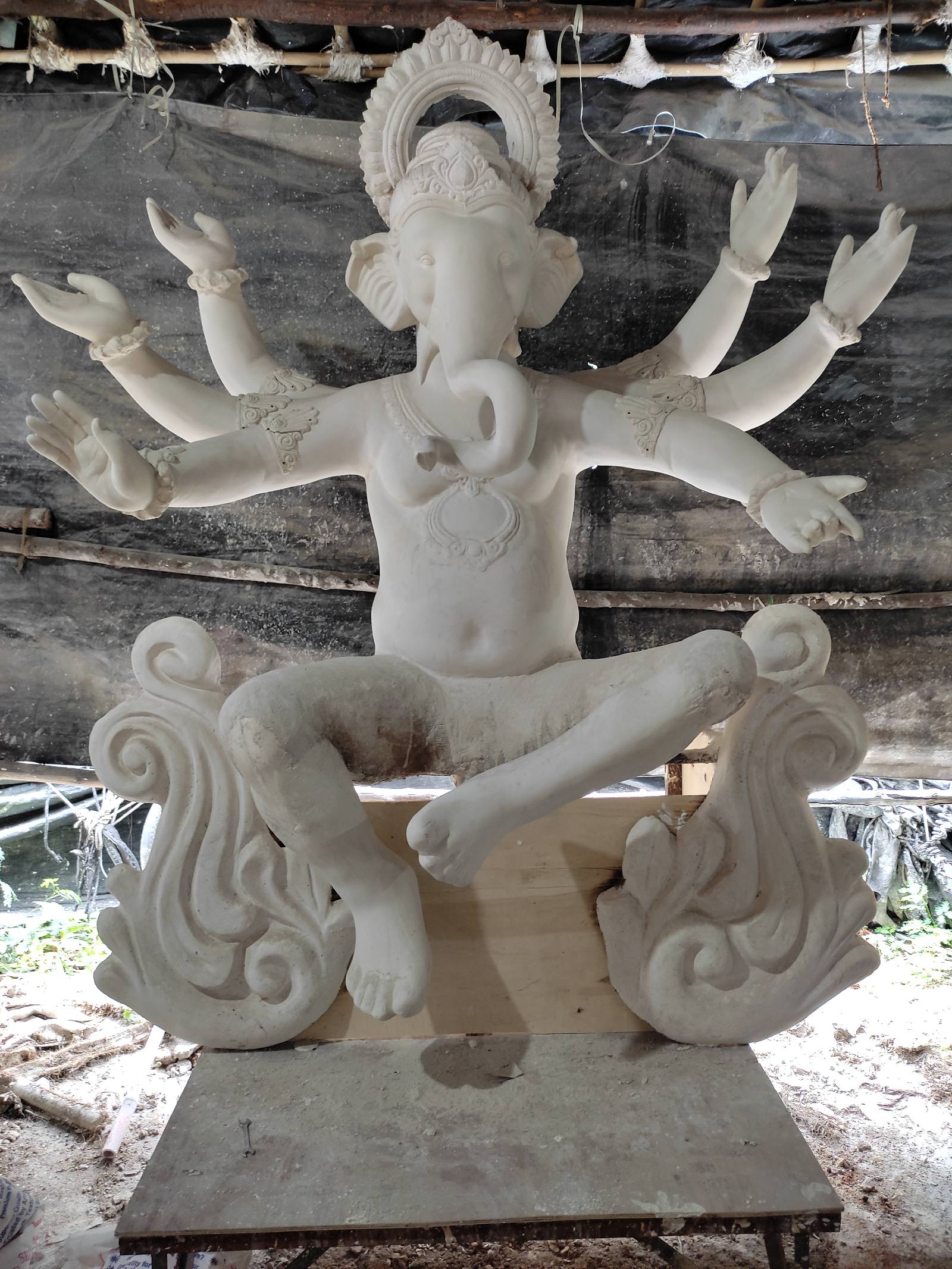 9 ft Ganesh Idol