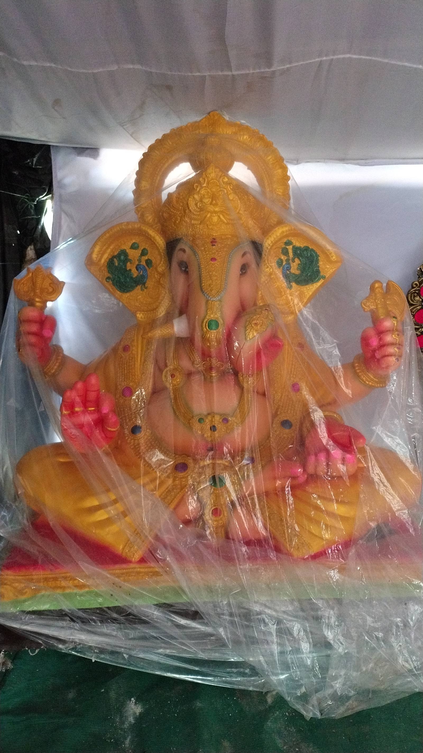 6 ft Ganesh Idol