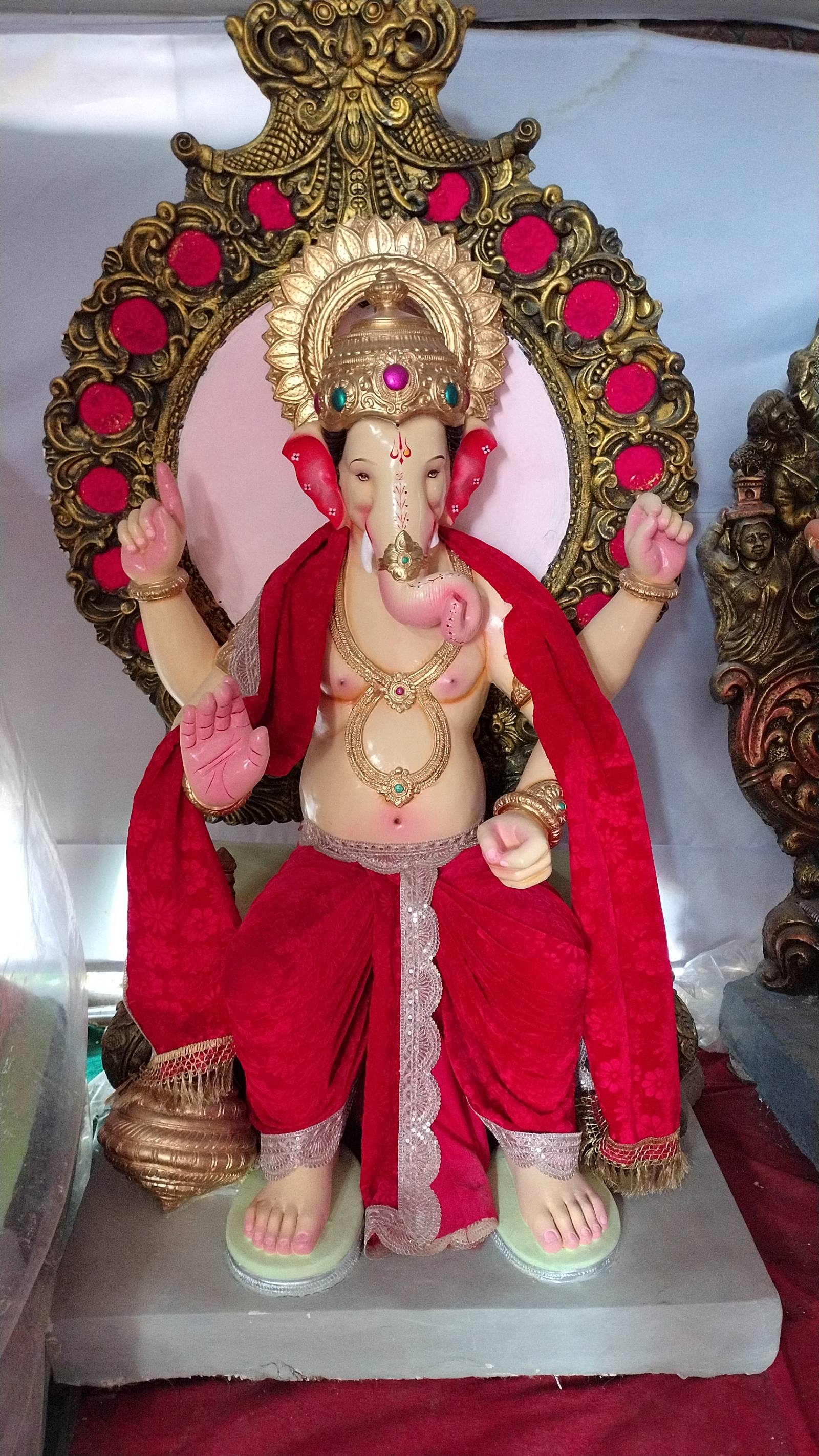 6 ft Ganesh Idol