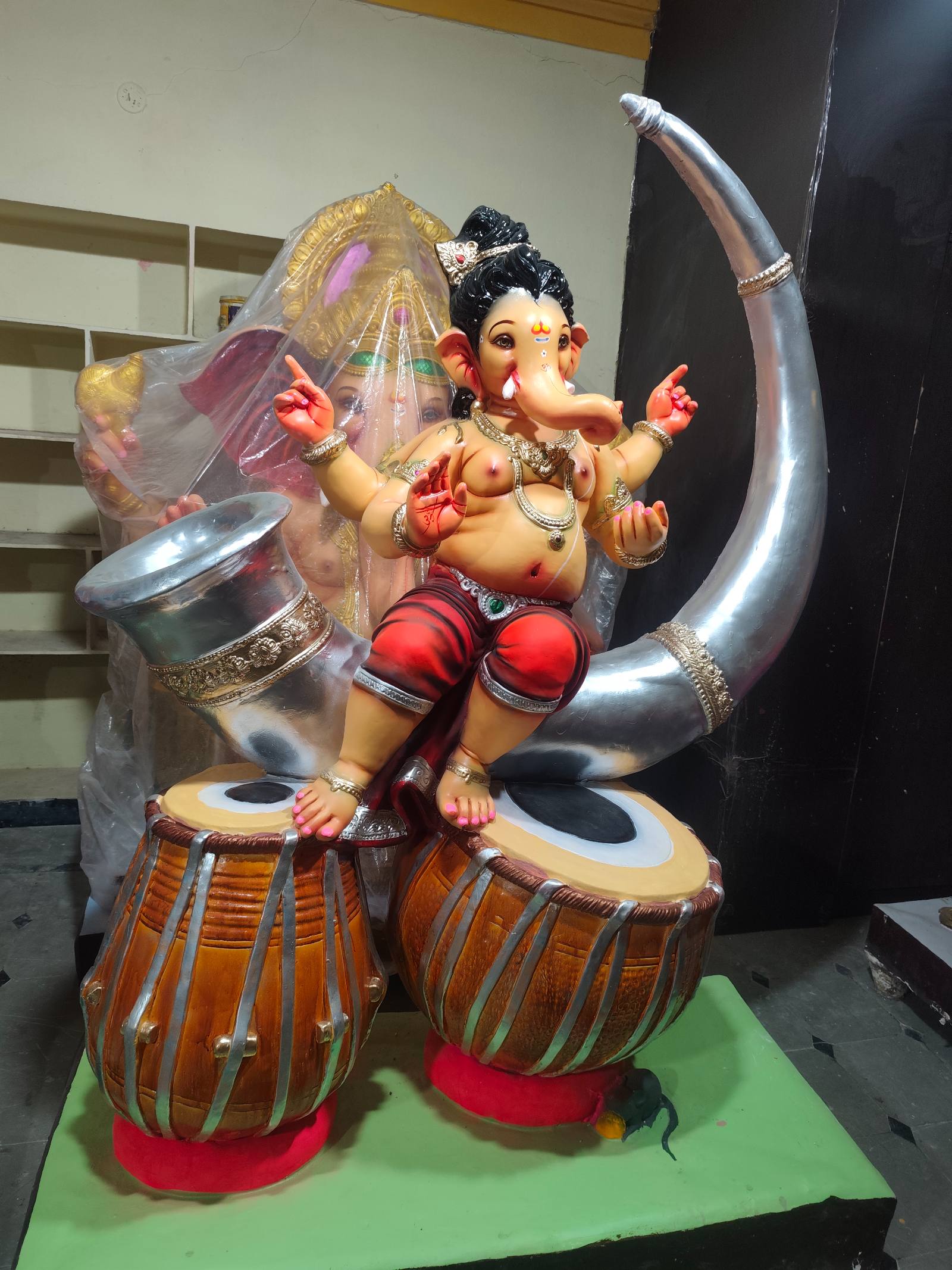 7 ft Ganesh Idol