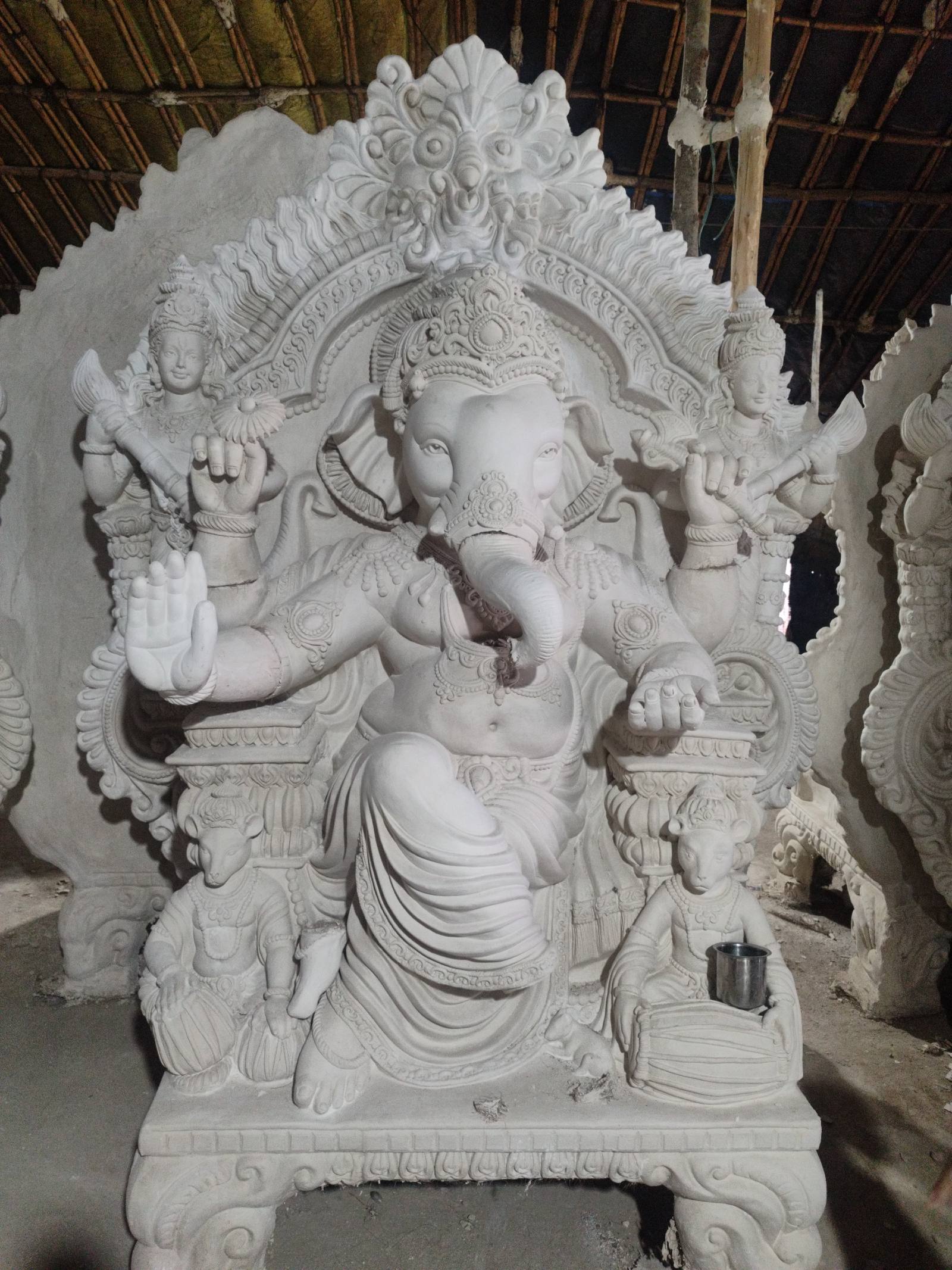 9 ft Ganesh Idol