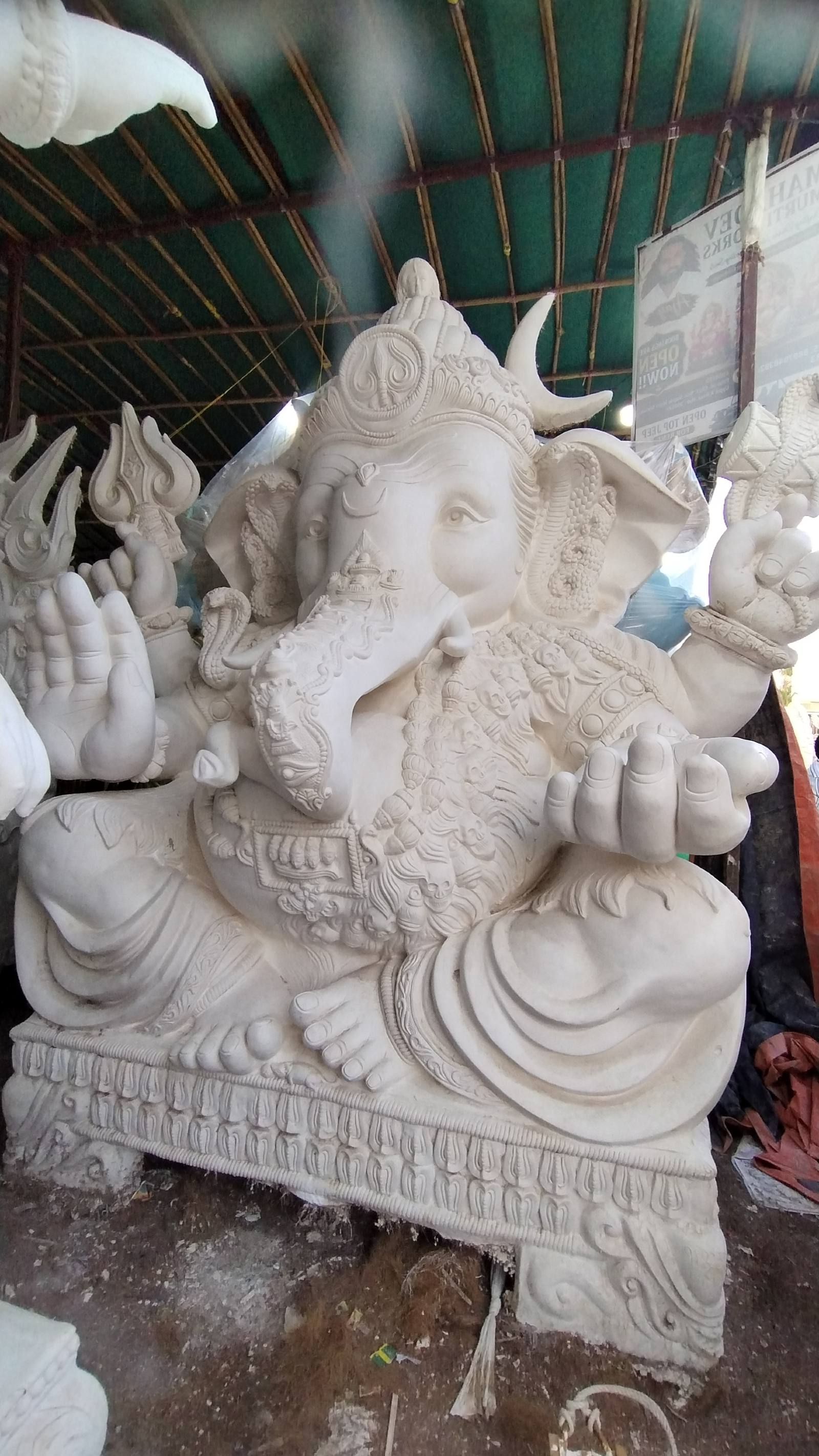 13 ft Ganesh Idol