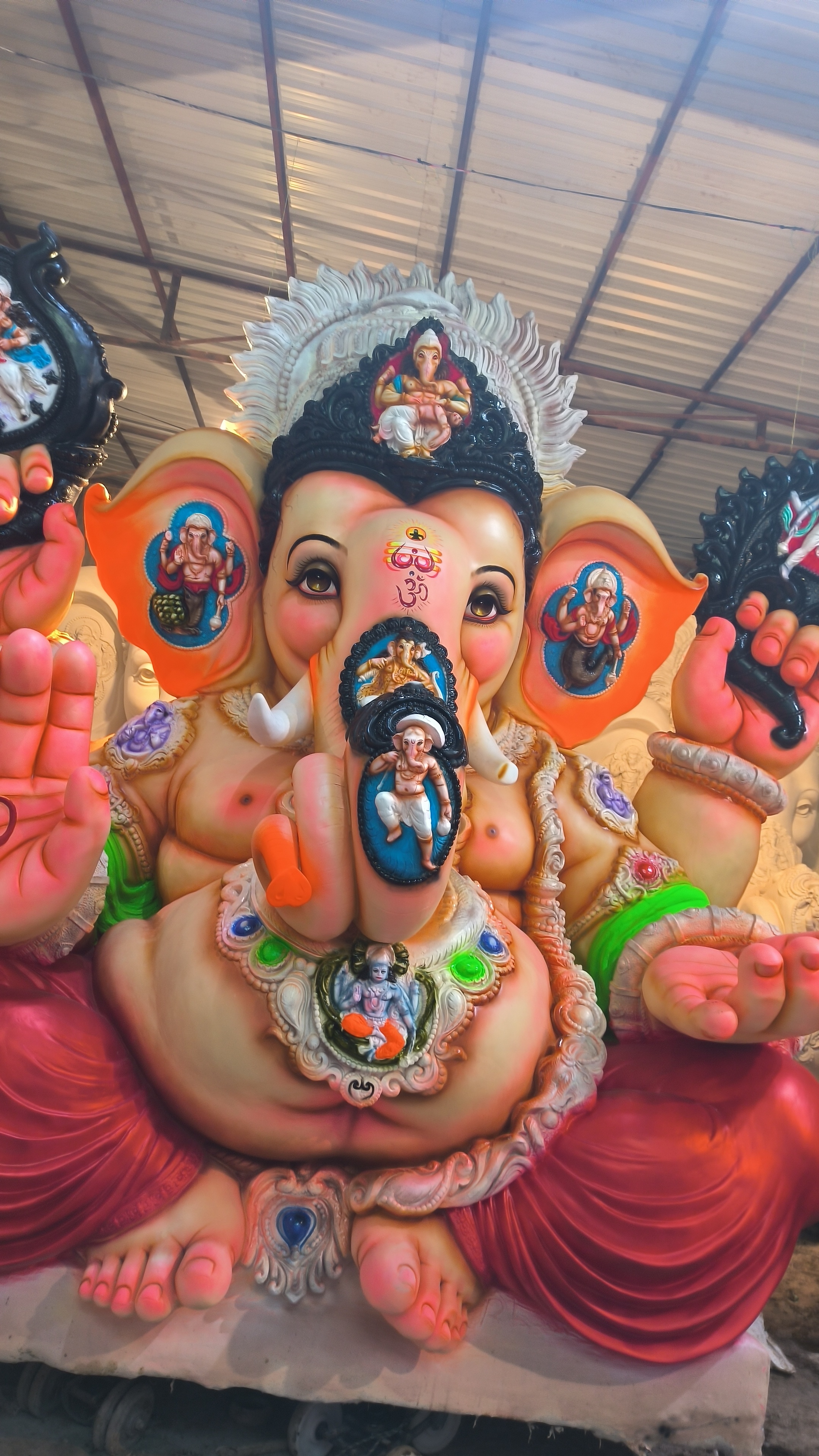 15.5 ft Ganesh Idol