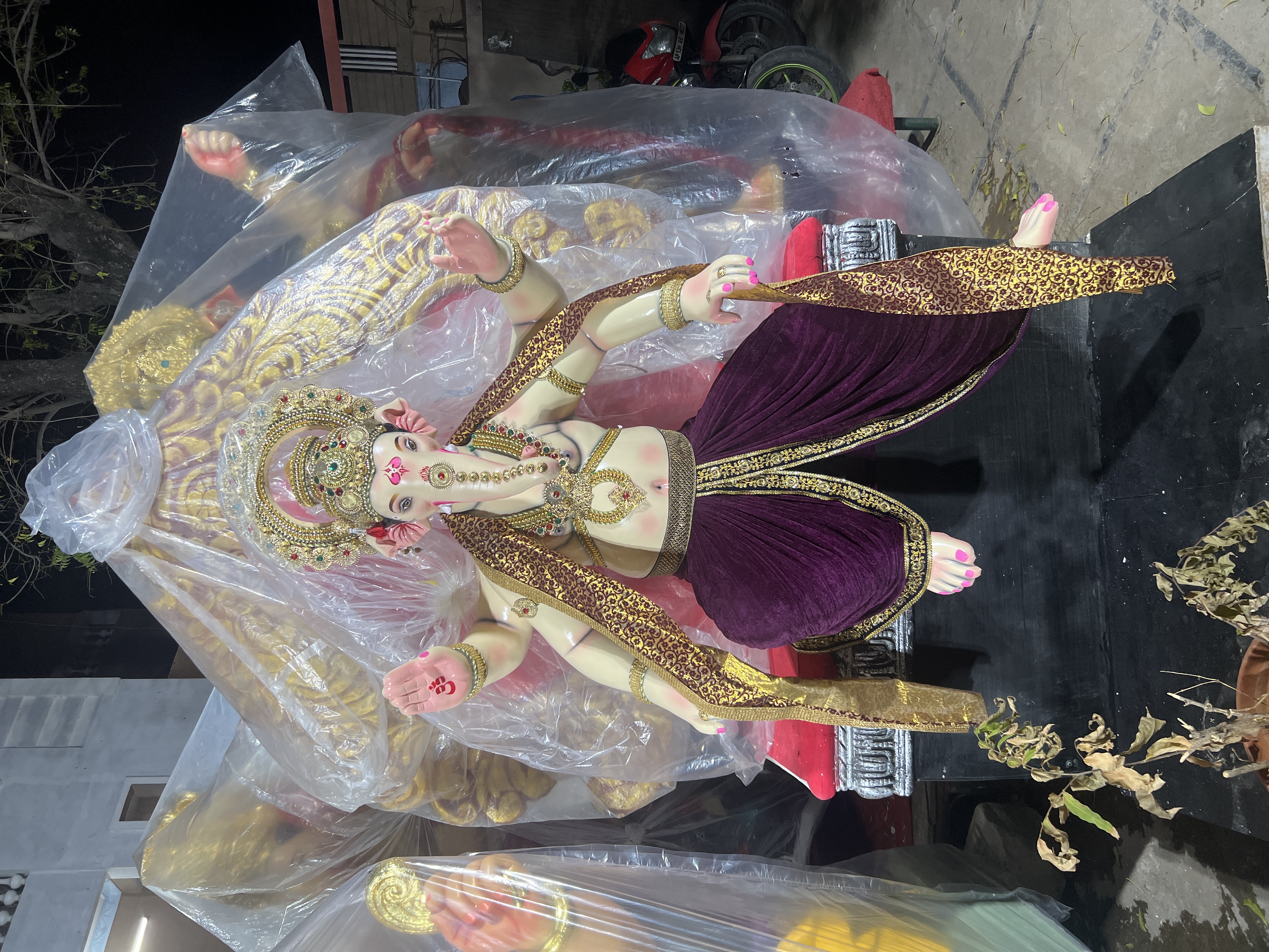 9.5 ft Ganesh Idol