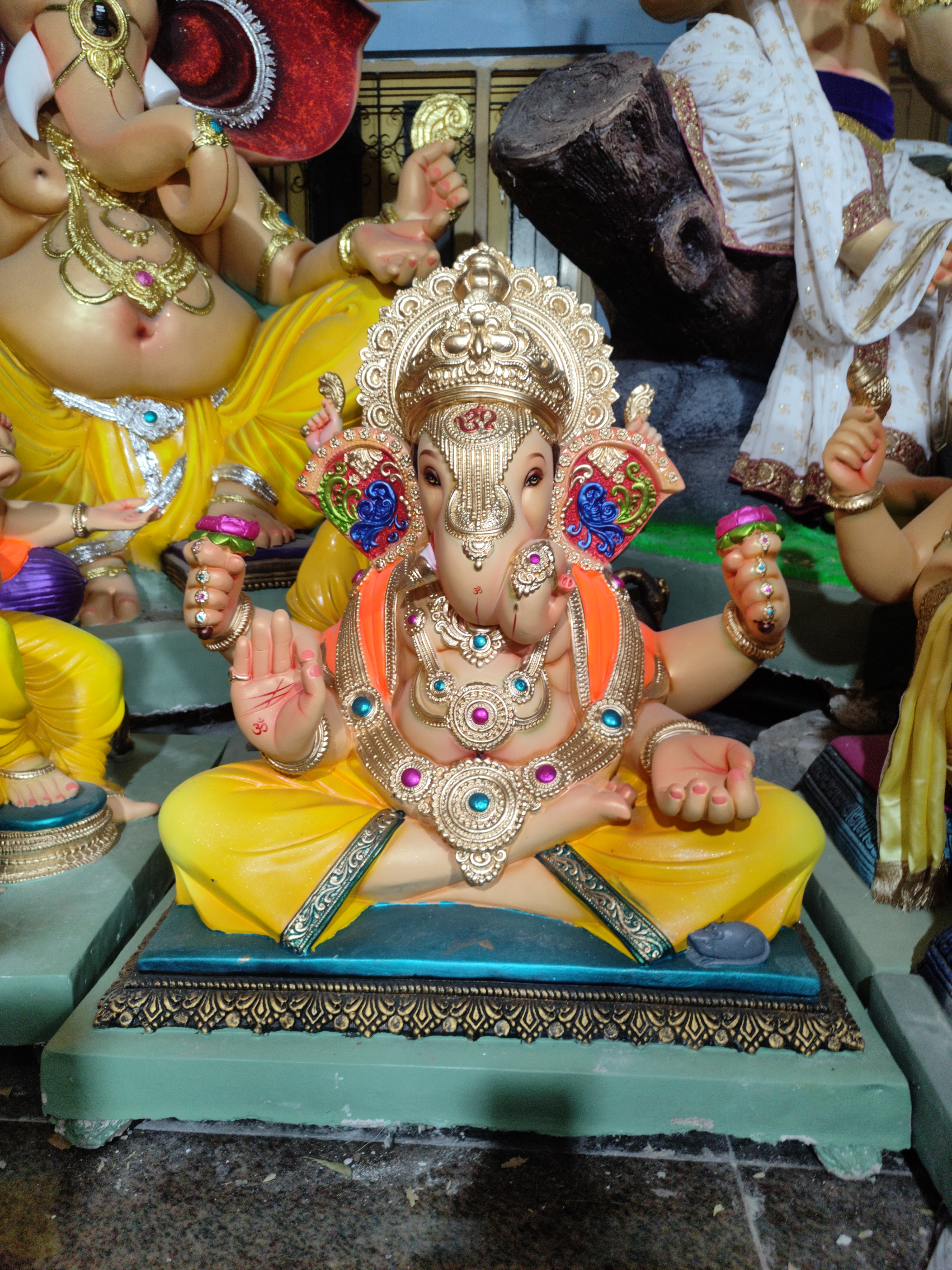 3 ft Ganesh Idol