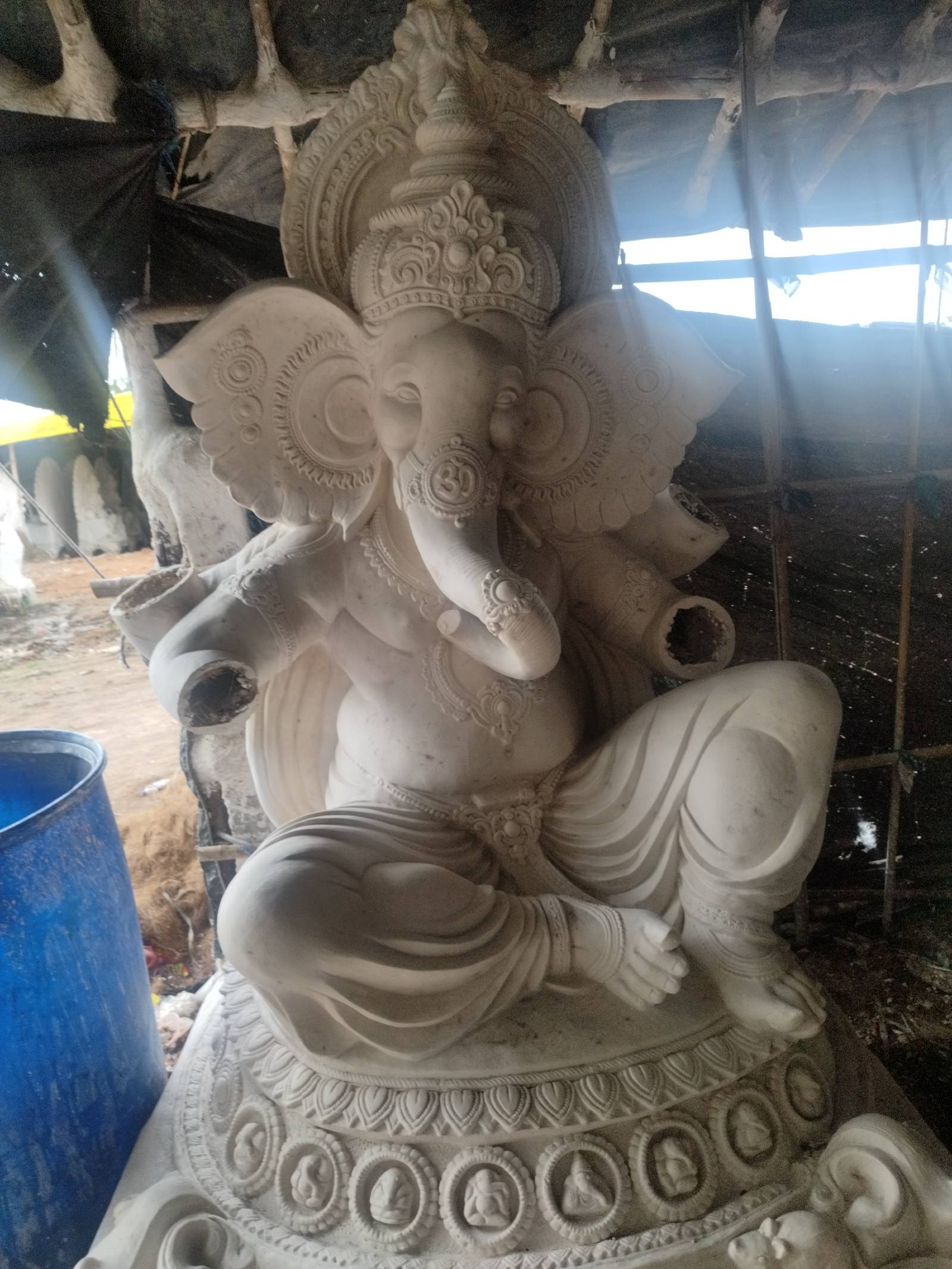7 ft Ganesh Idol