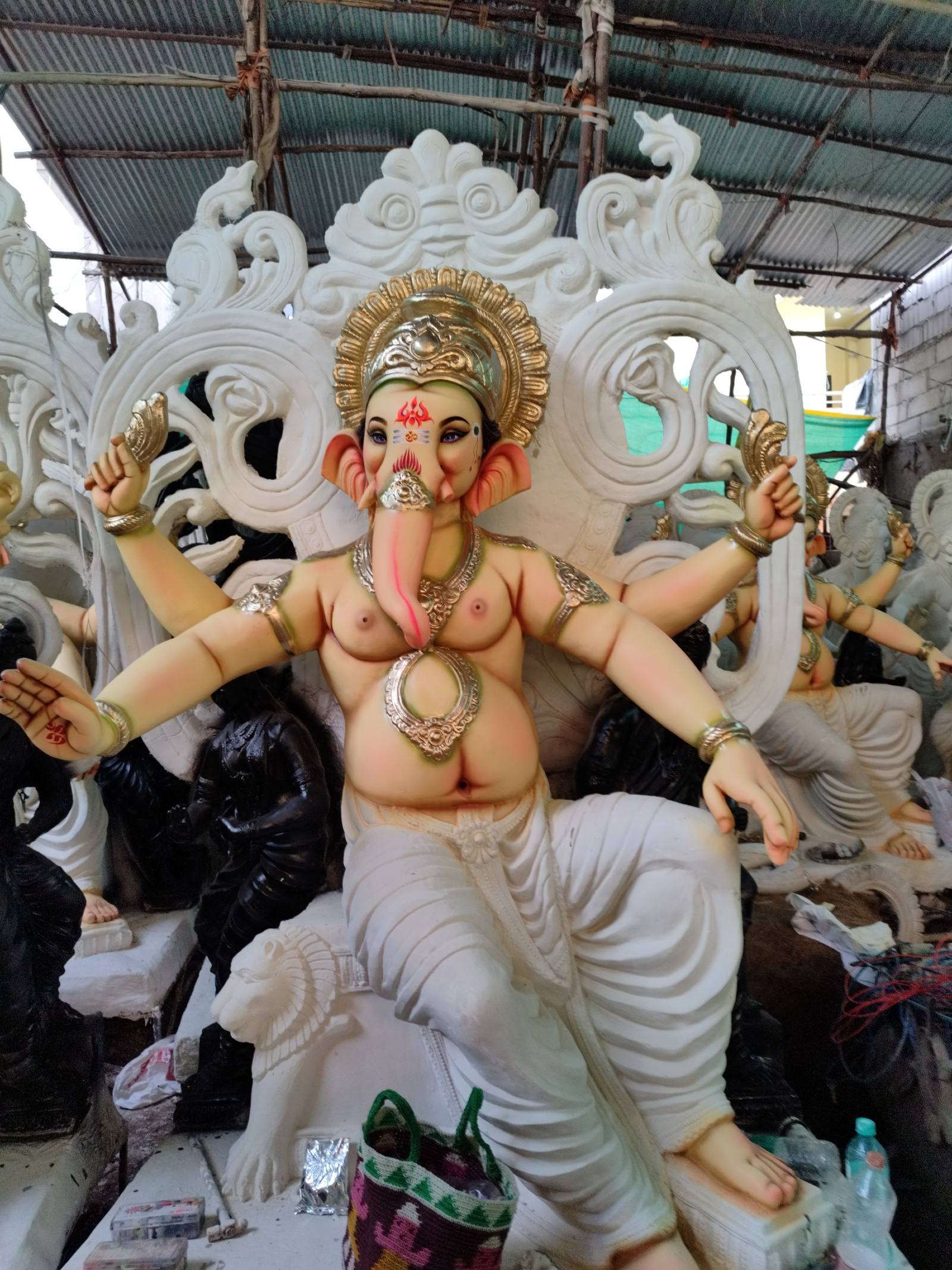 9.5 ft Ganesh Idol