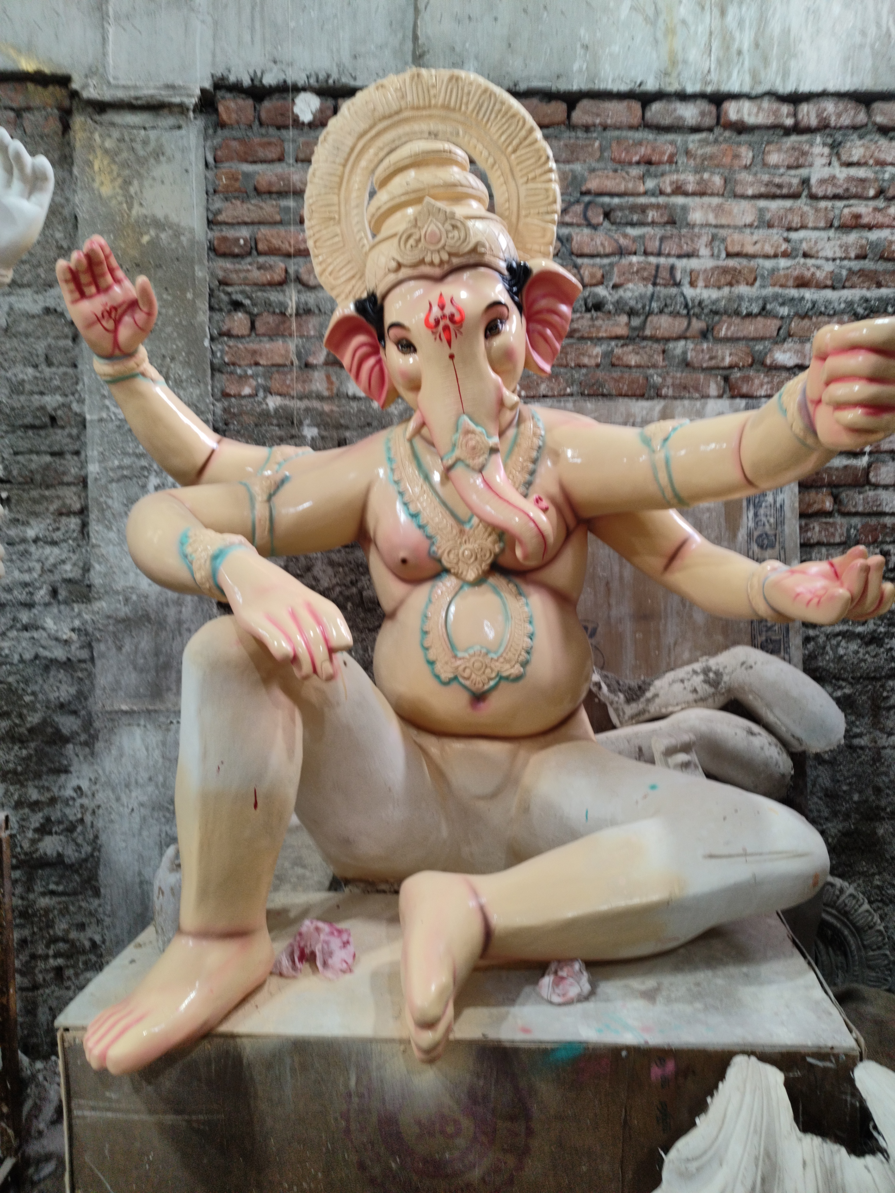 9 ft Ganesh Idol