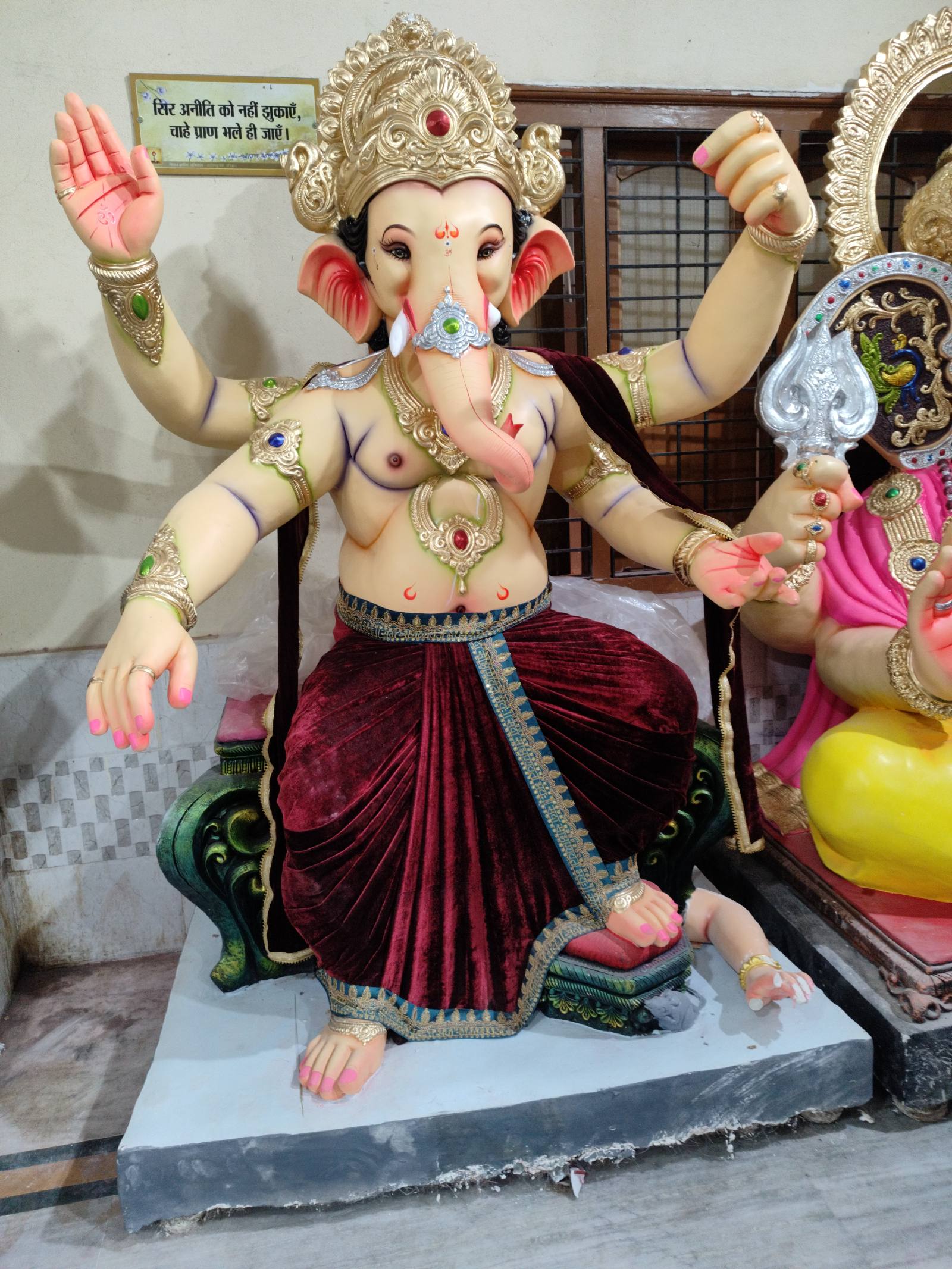 7 ft Ganesh Idol