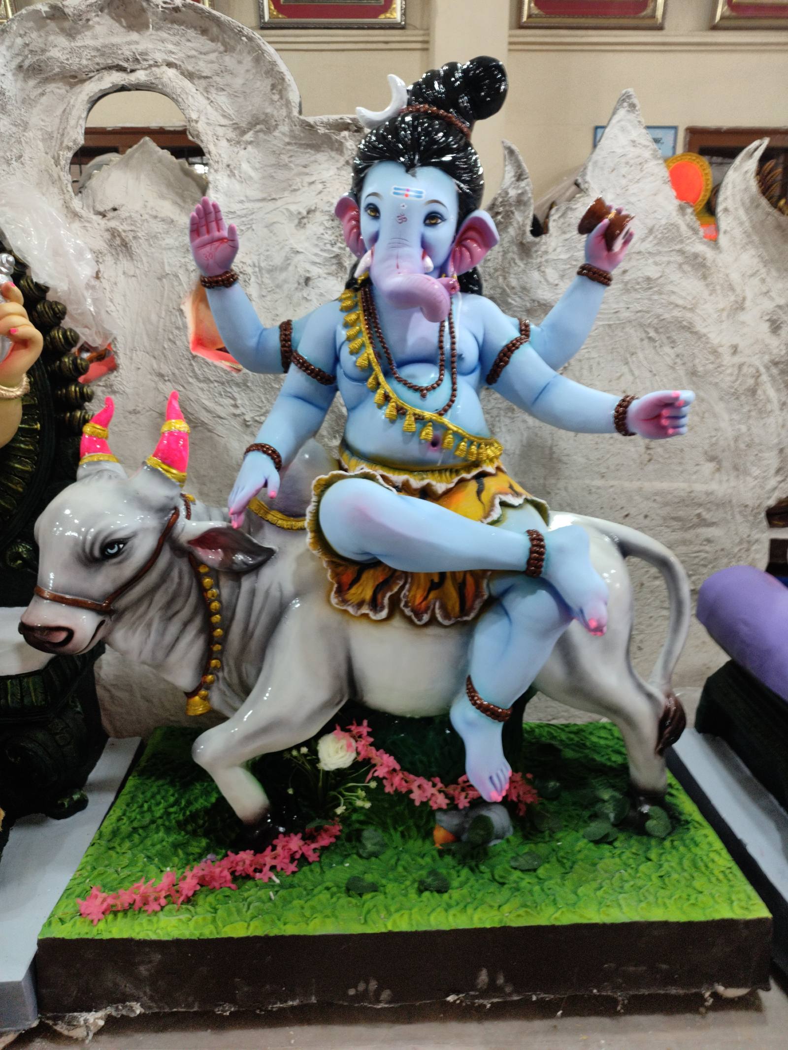 5 ft Ganesh Idol