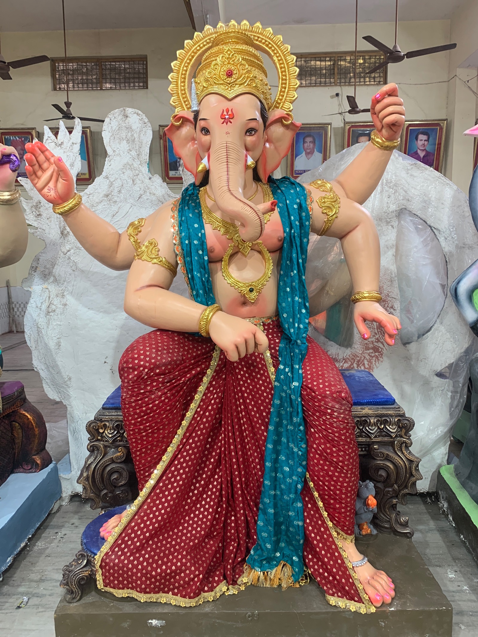 8 ft Ganesh Idol