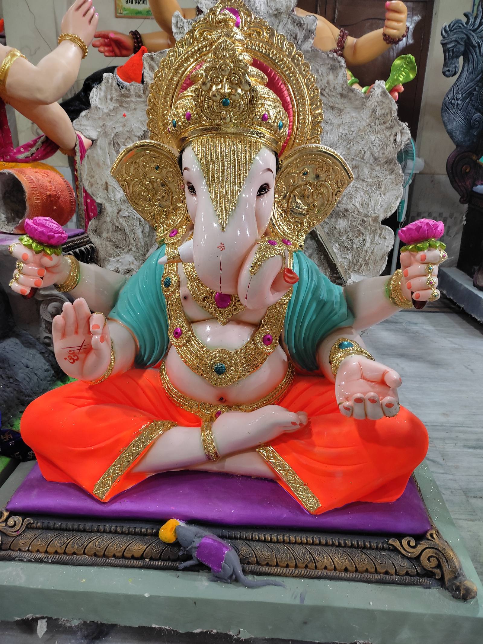 4.5 ft Ganesh Idol