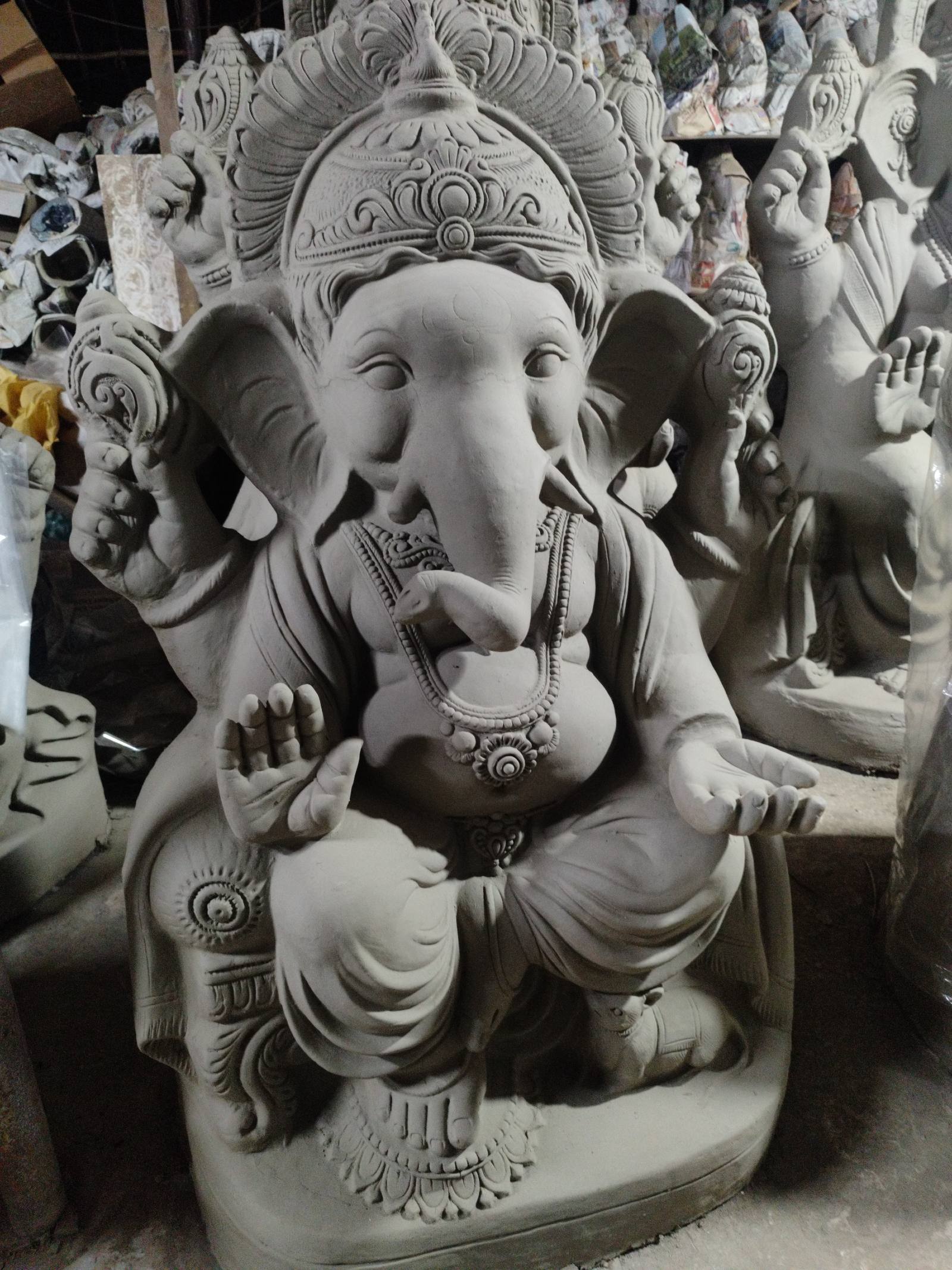 4 ft Ganesh Idol