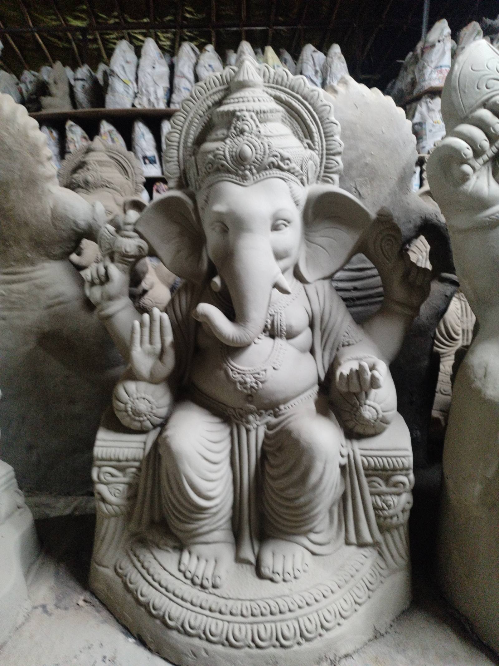 3.5 ft Ganesh Idol
