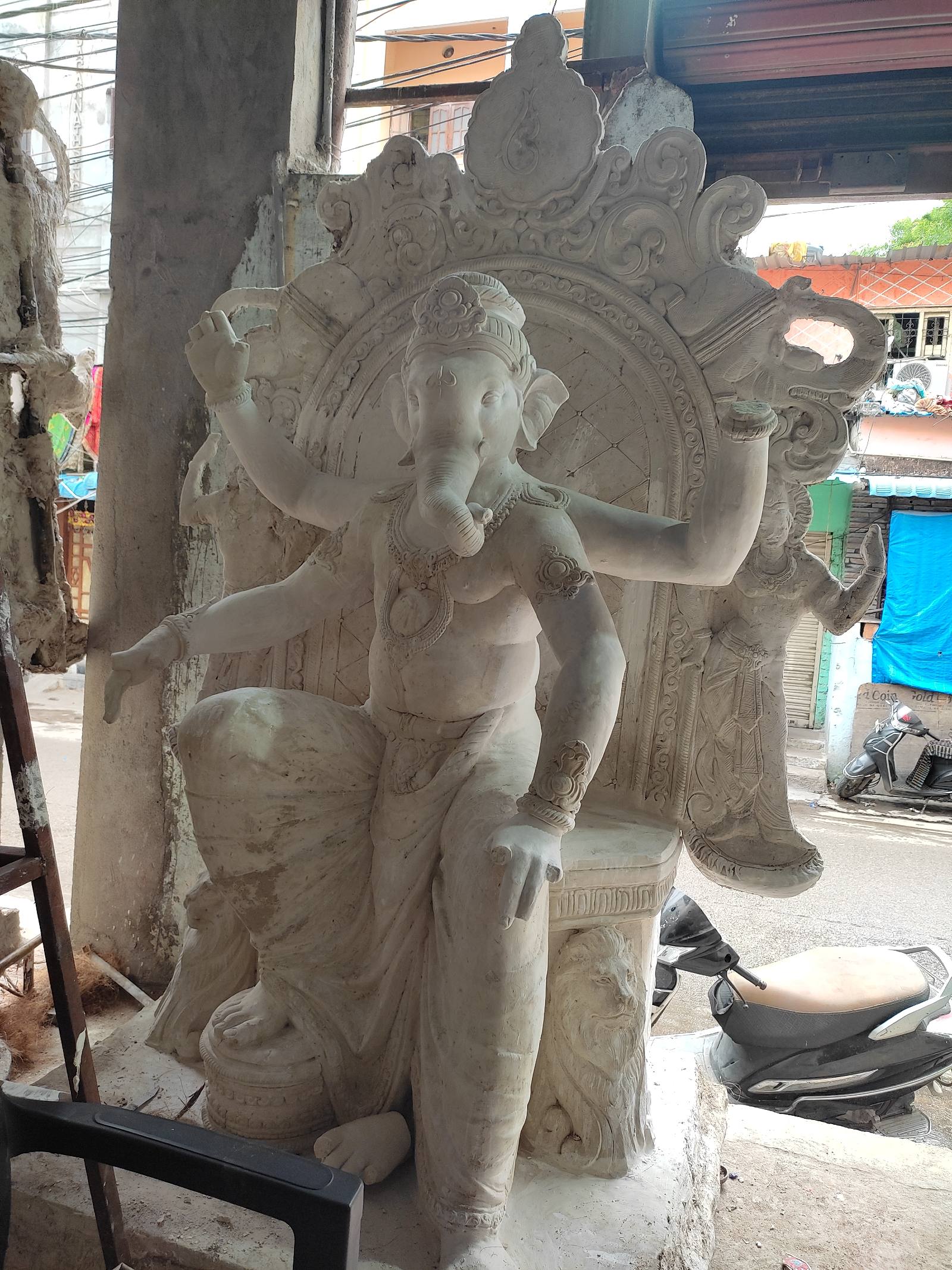 7 ft Ganesh Idol