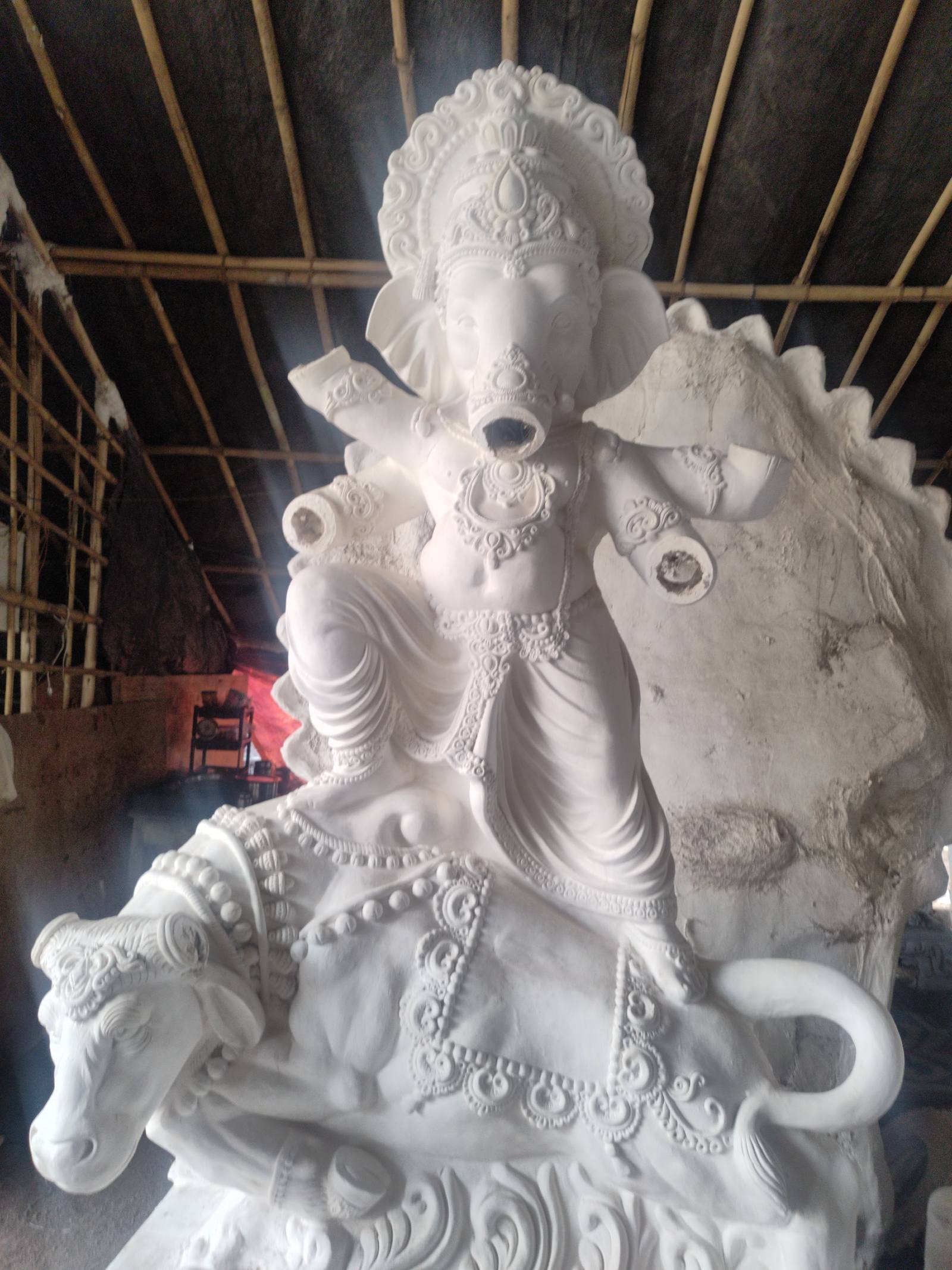 8.5 ft Ganesh Idol