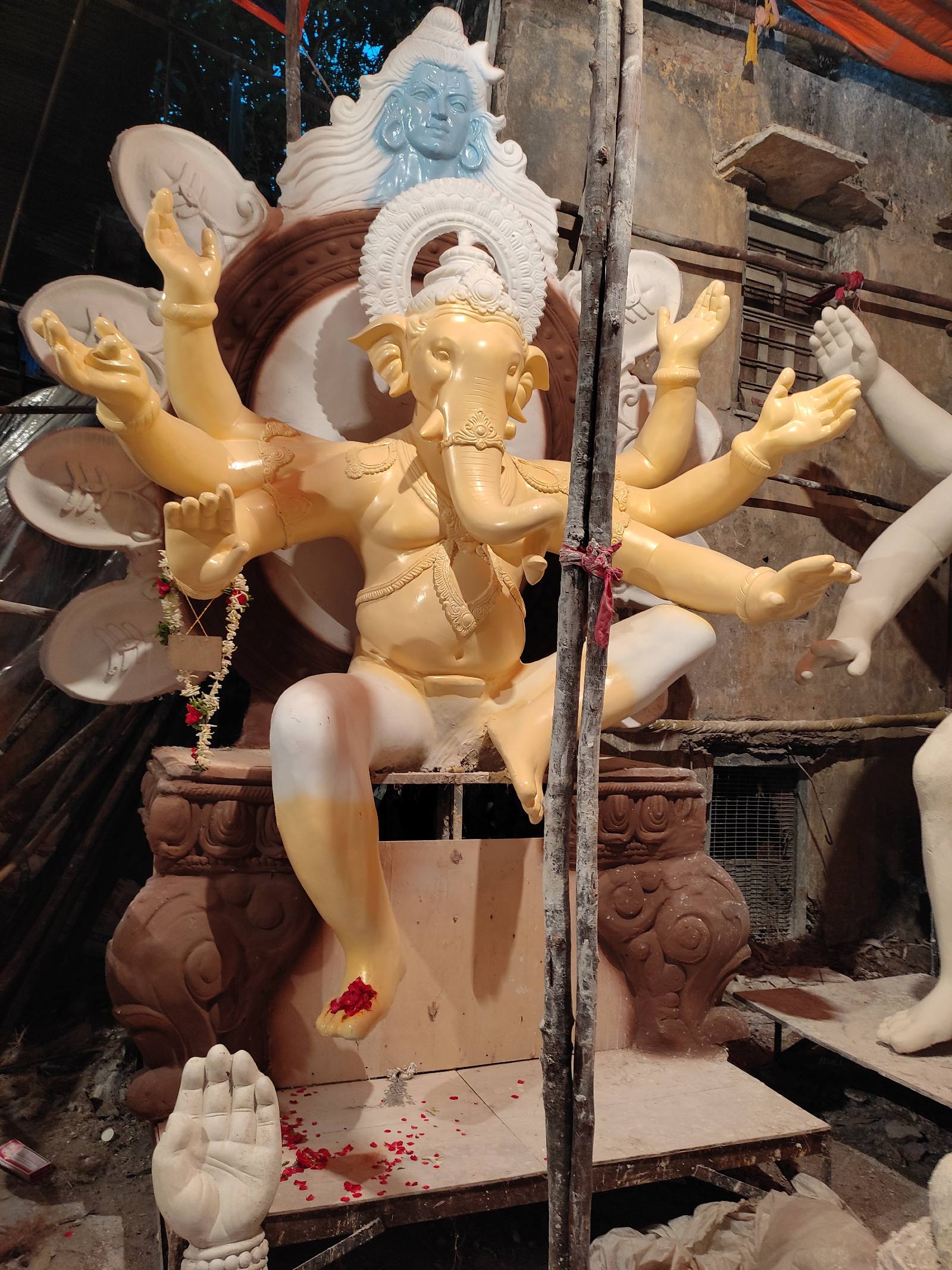 14 ft Ganesh Idol
