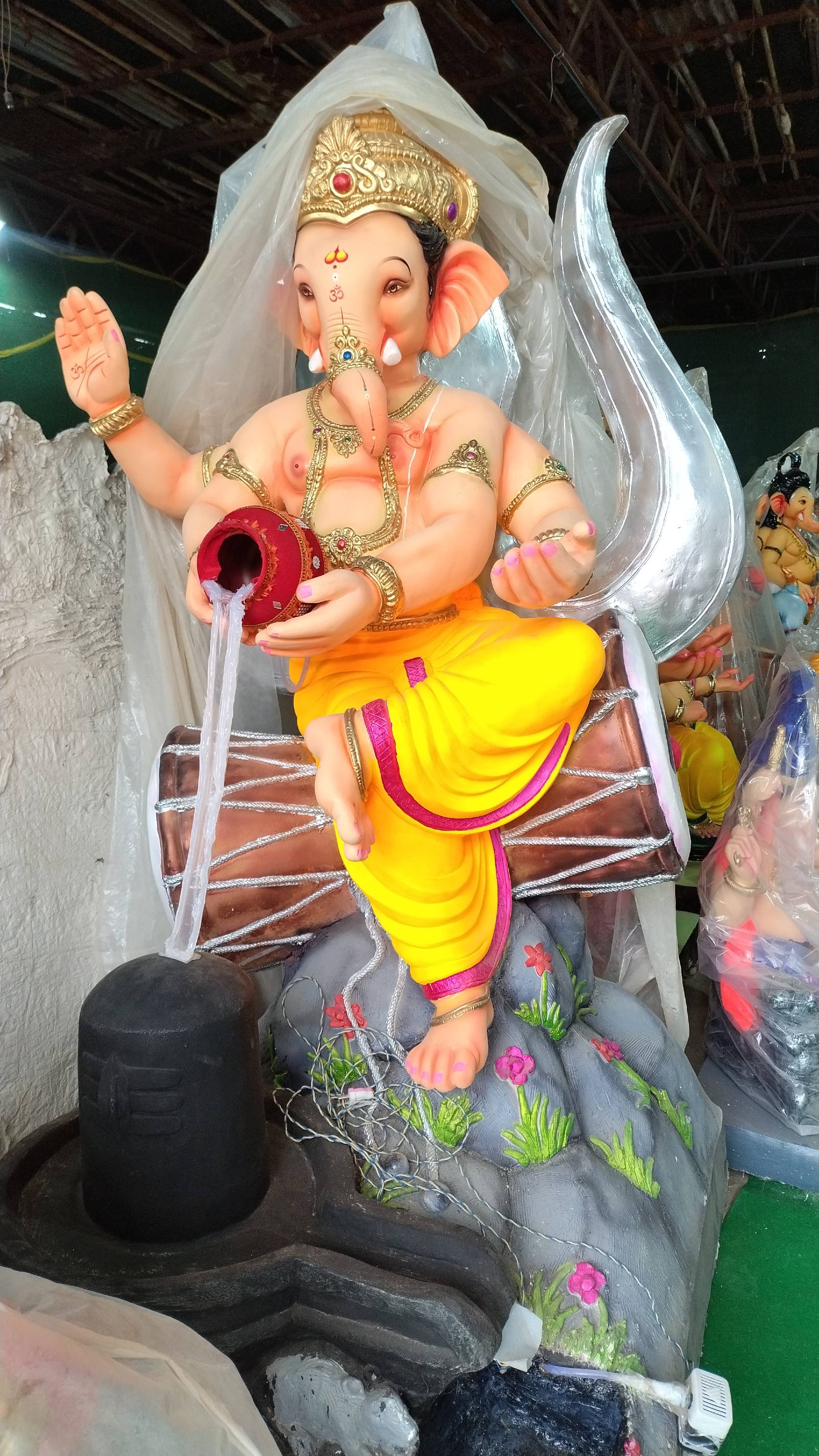 7 ft Ganesh Idol