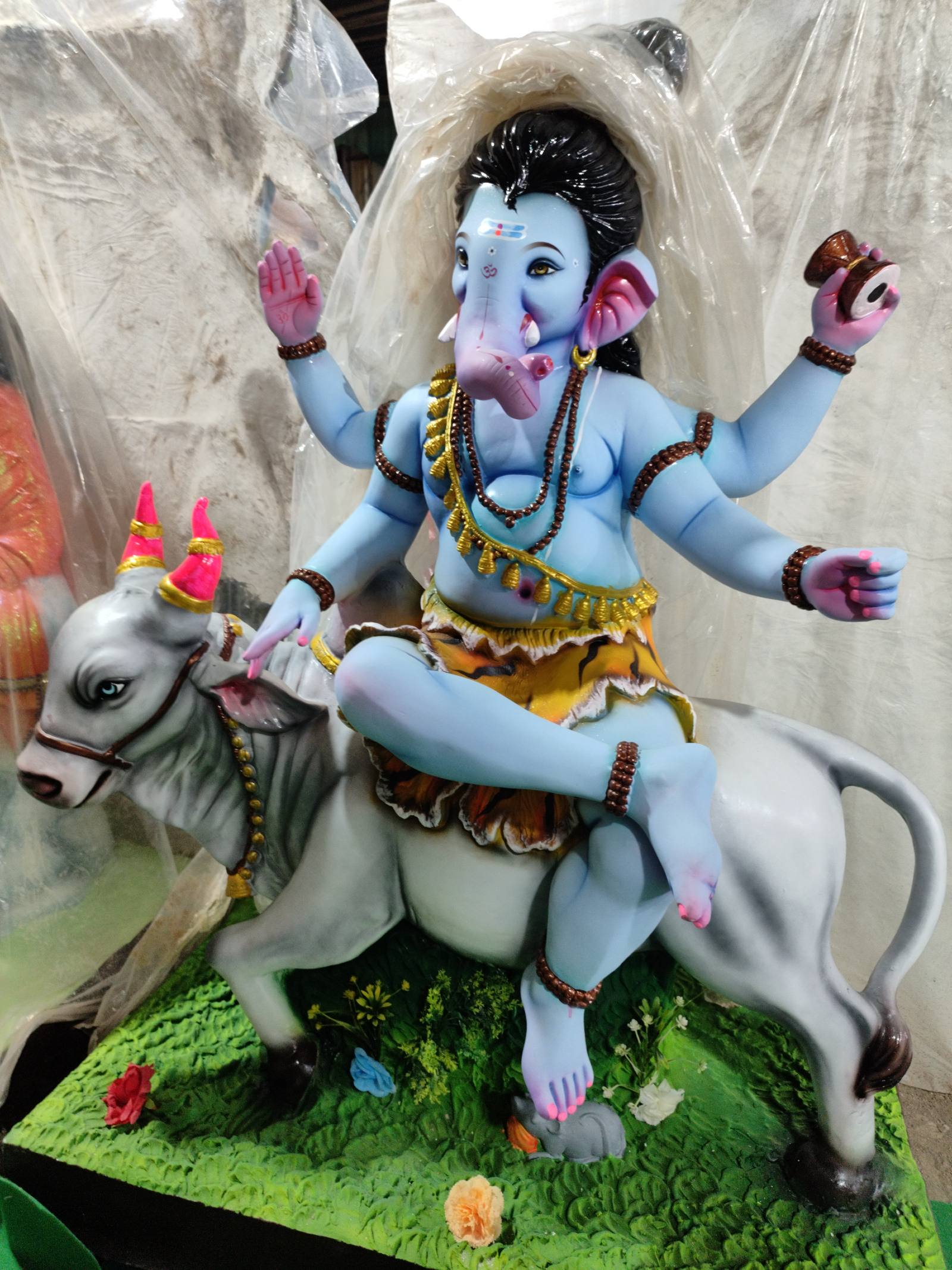5 ft Ganesh Idol