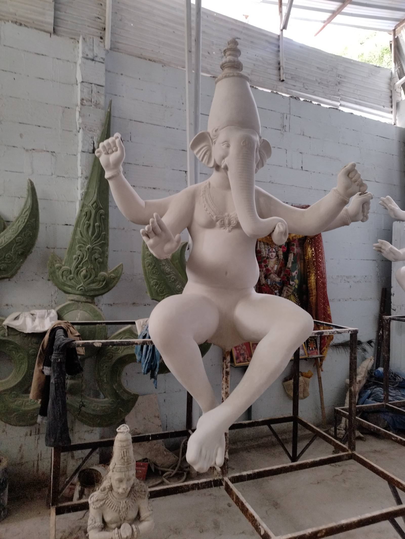 16 ft Ganesh Idol