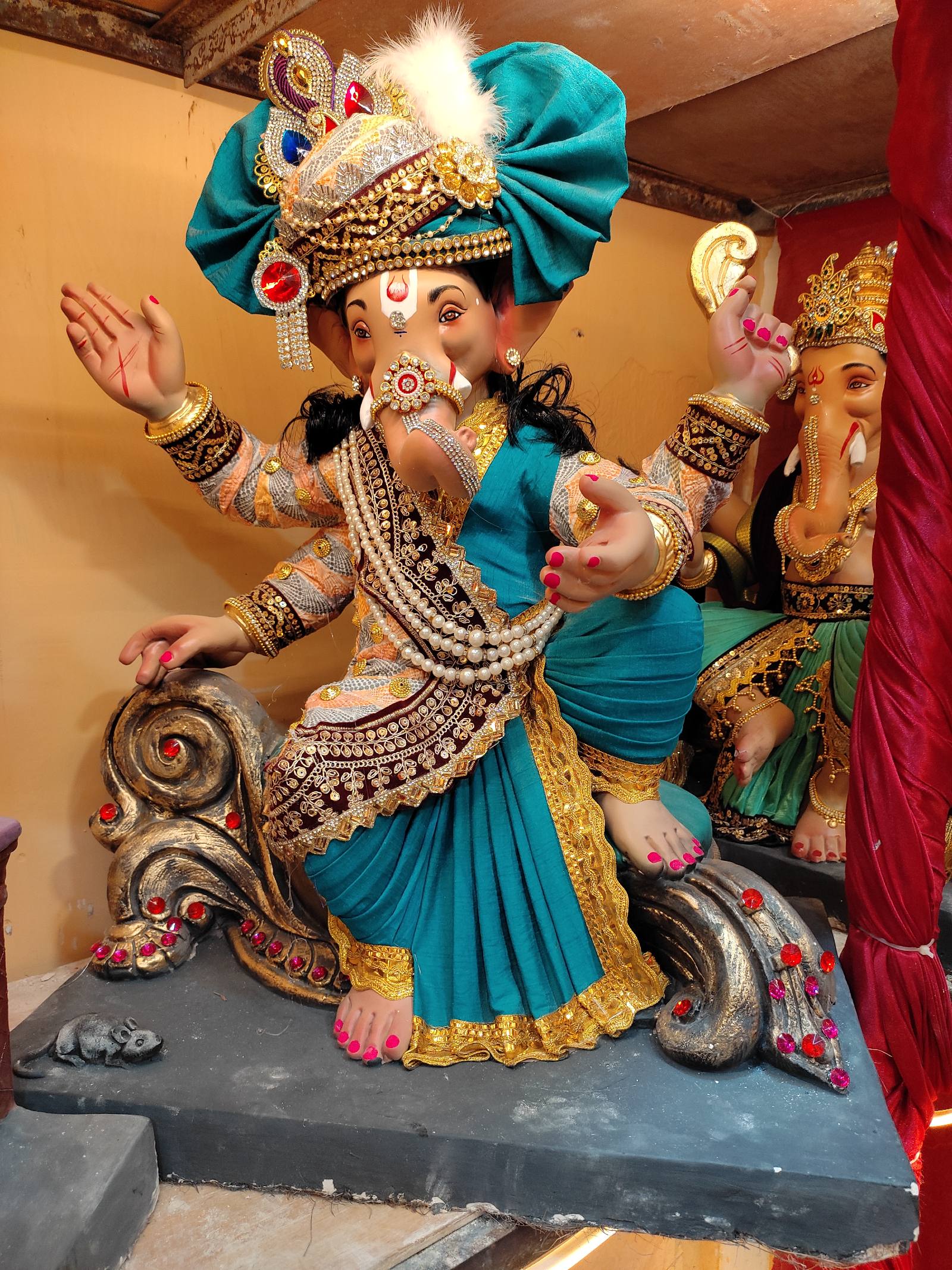 2.5 ft Ganesh Idol