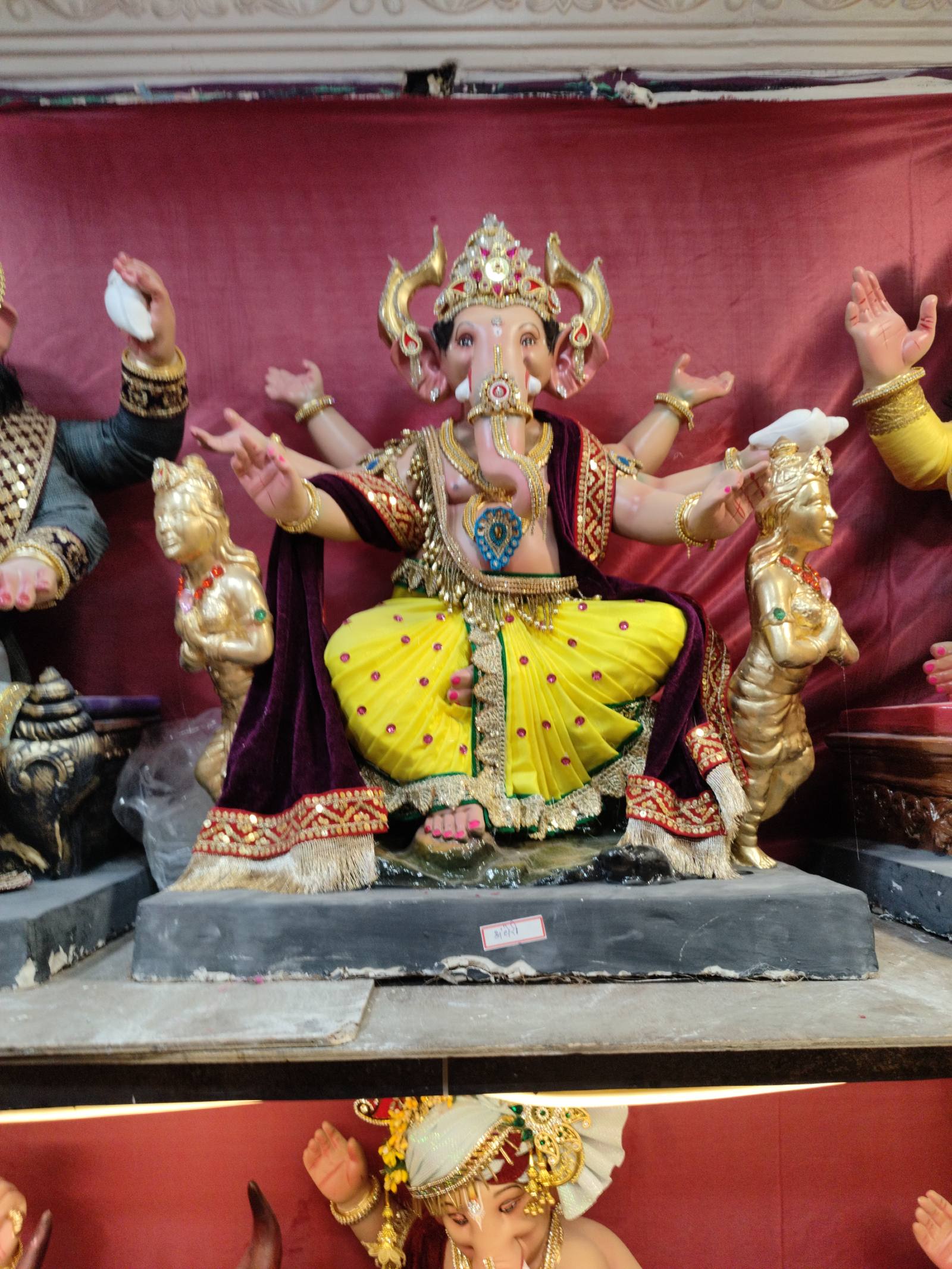 2.5 ft Ganesh Idol
