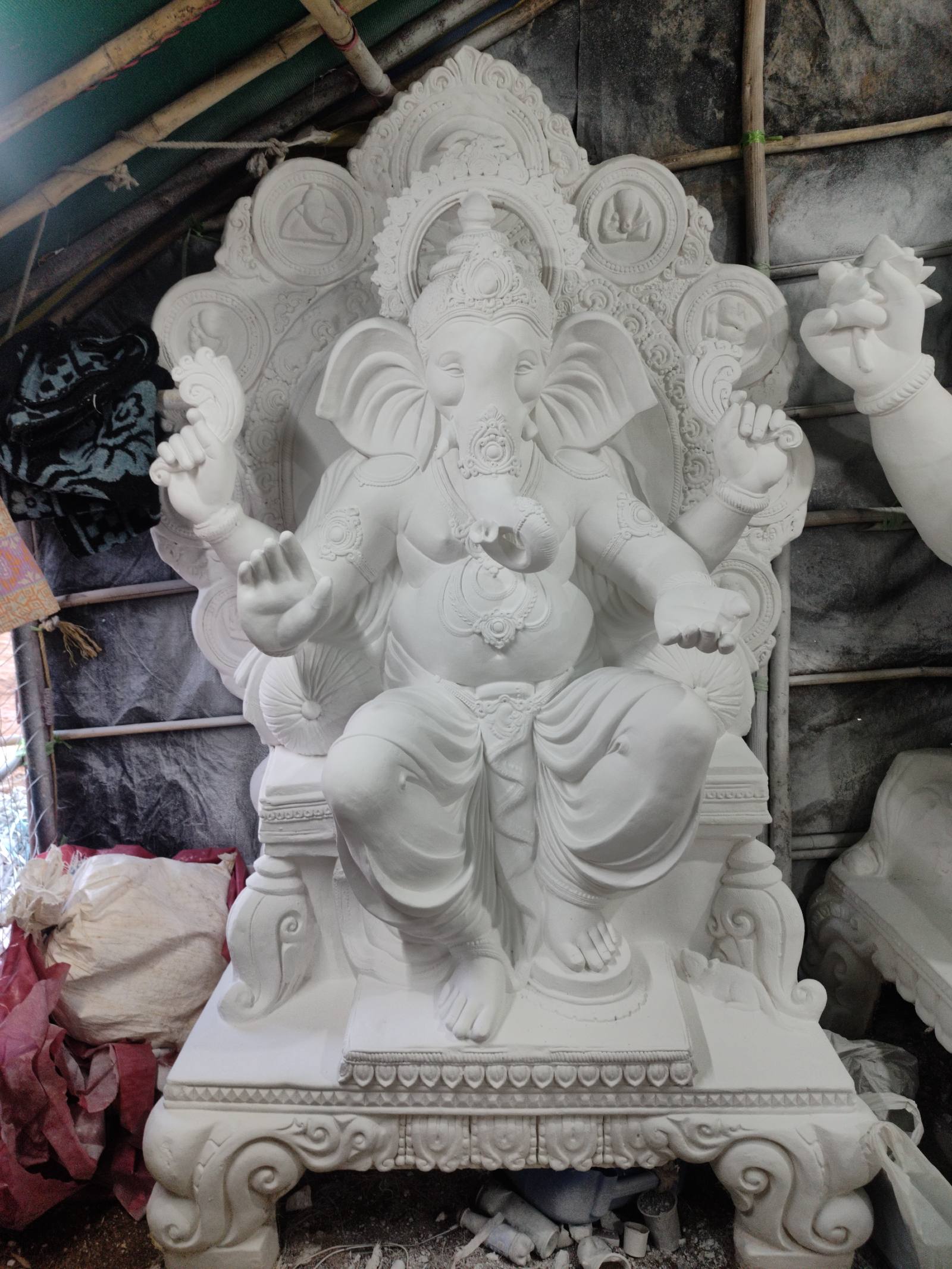 7 ft Ganesh Idol