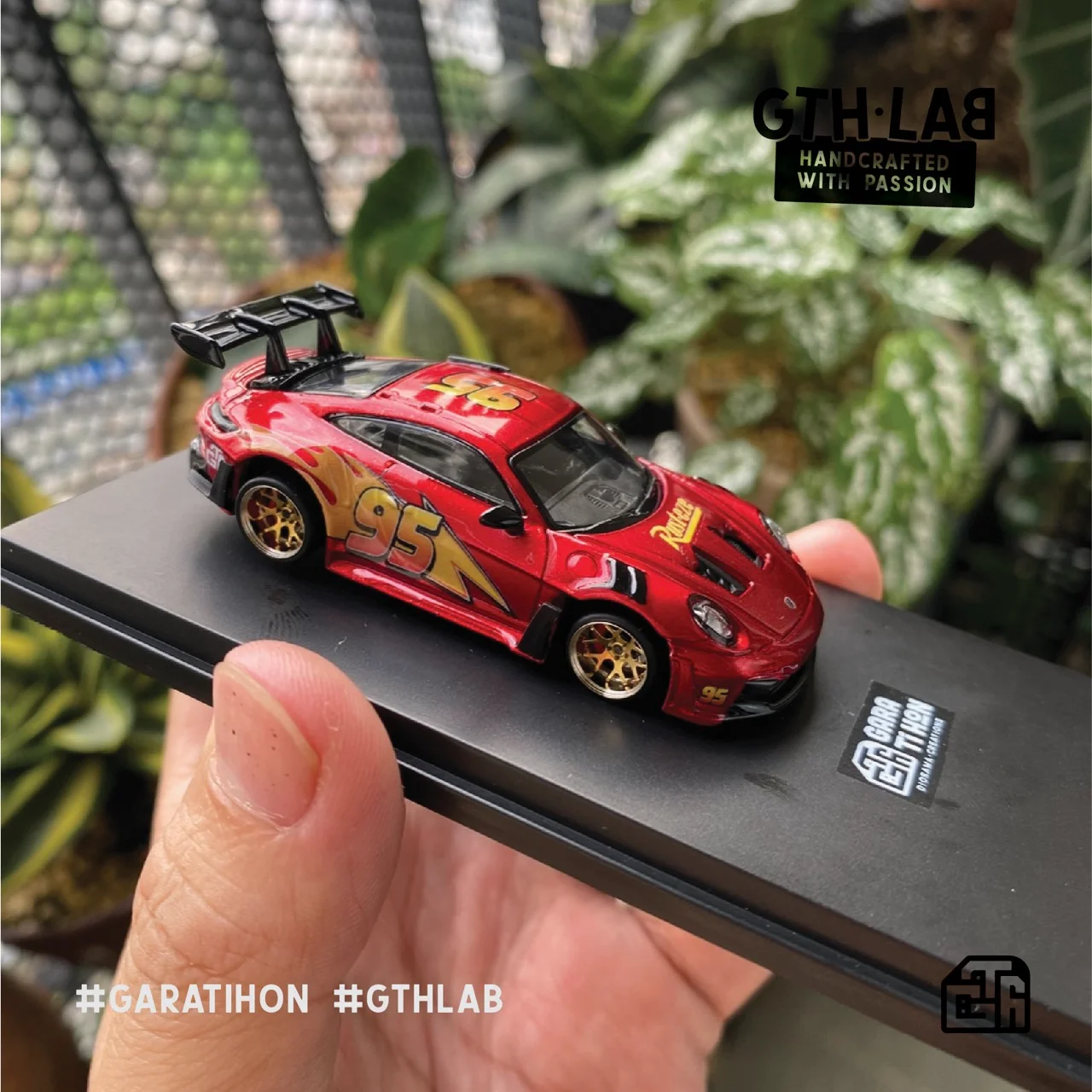 Decal nước livery xe đua hoạt hình số 95 - ảnh 1