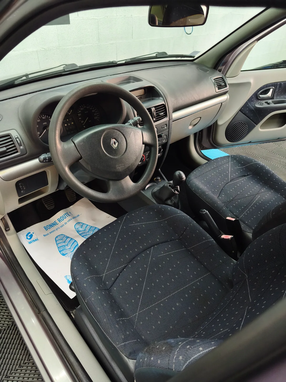 Renault  Clio II — photo 5