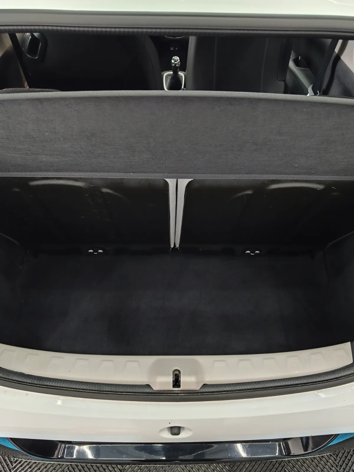 Toyota AYGO 1.0 VVTI 69 — photo 9
