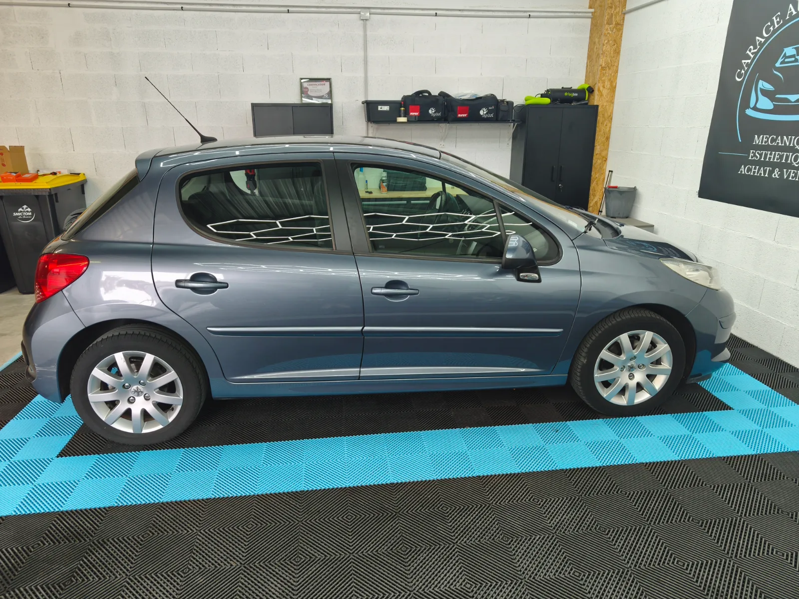 PEUGEOT 207 — photo 3