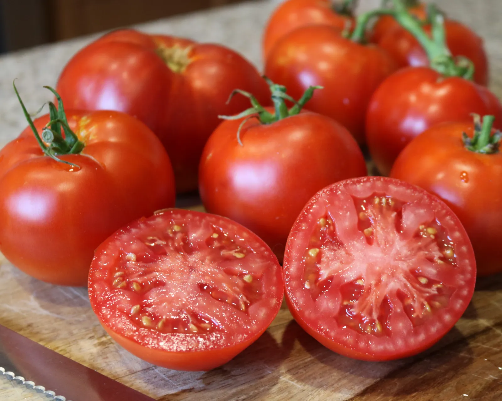 Better Boy Plus Hybrid Slicing Tomatoes