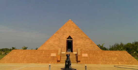 Sri Karaneswar Nataraja Temple - Pyramid Temple