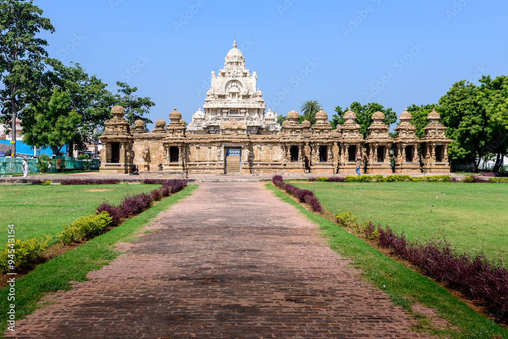 Kanchipuram to Tirupati Two Days Package – Comfortable Travel & VIP Darshan